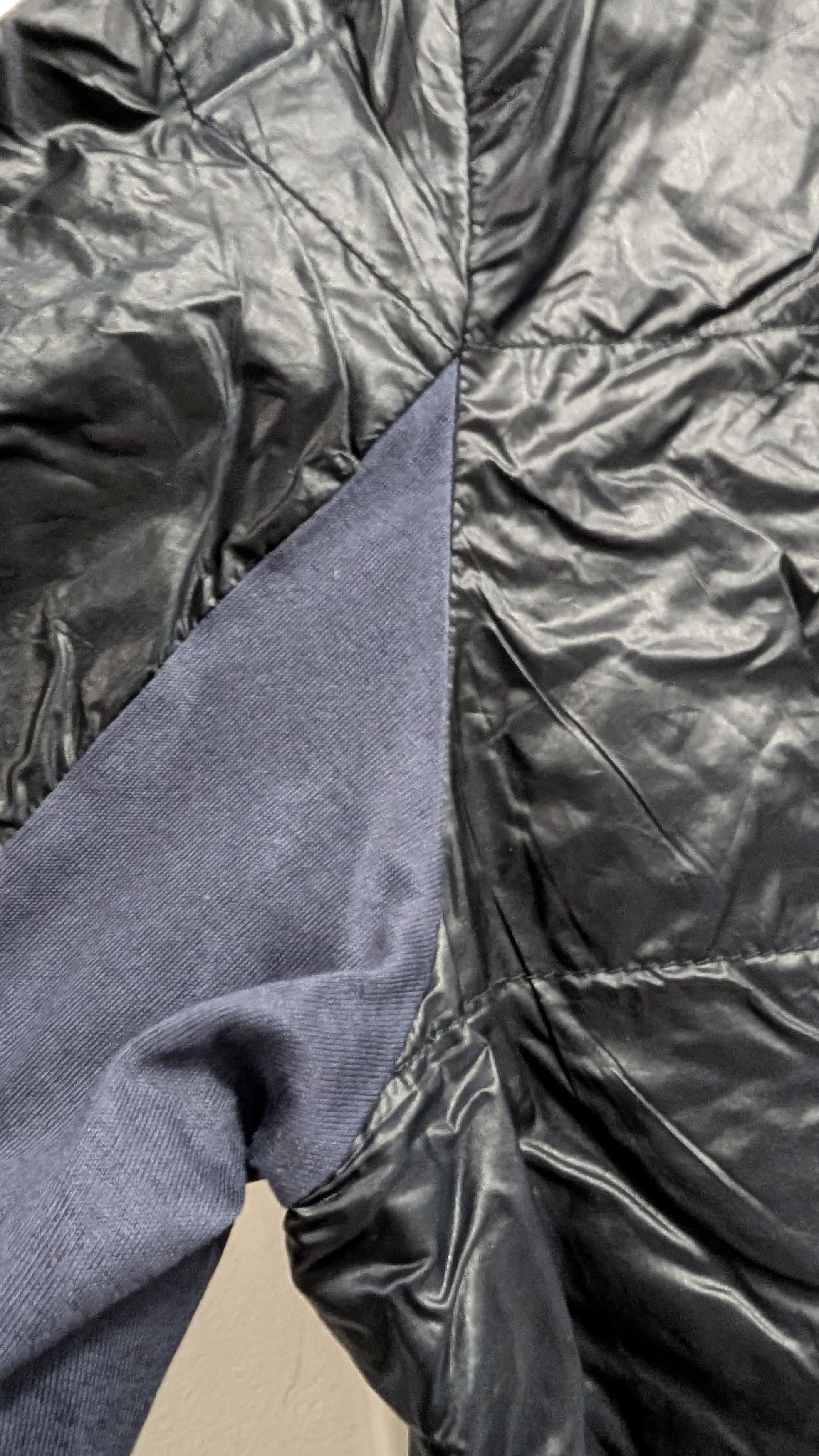 Balenciaga Balenciaga Paris Runway Lightweight Hoodie - Size S Size US S / EU 44-46 / 1 - 12 Thumbnail