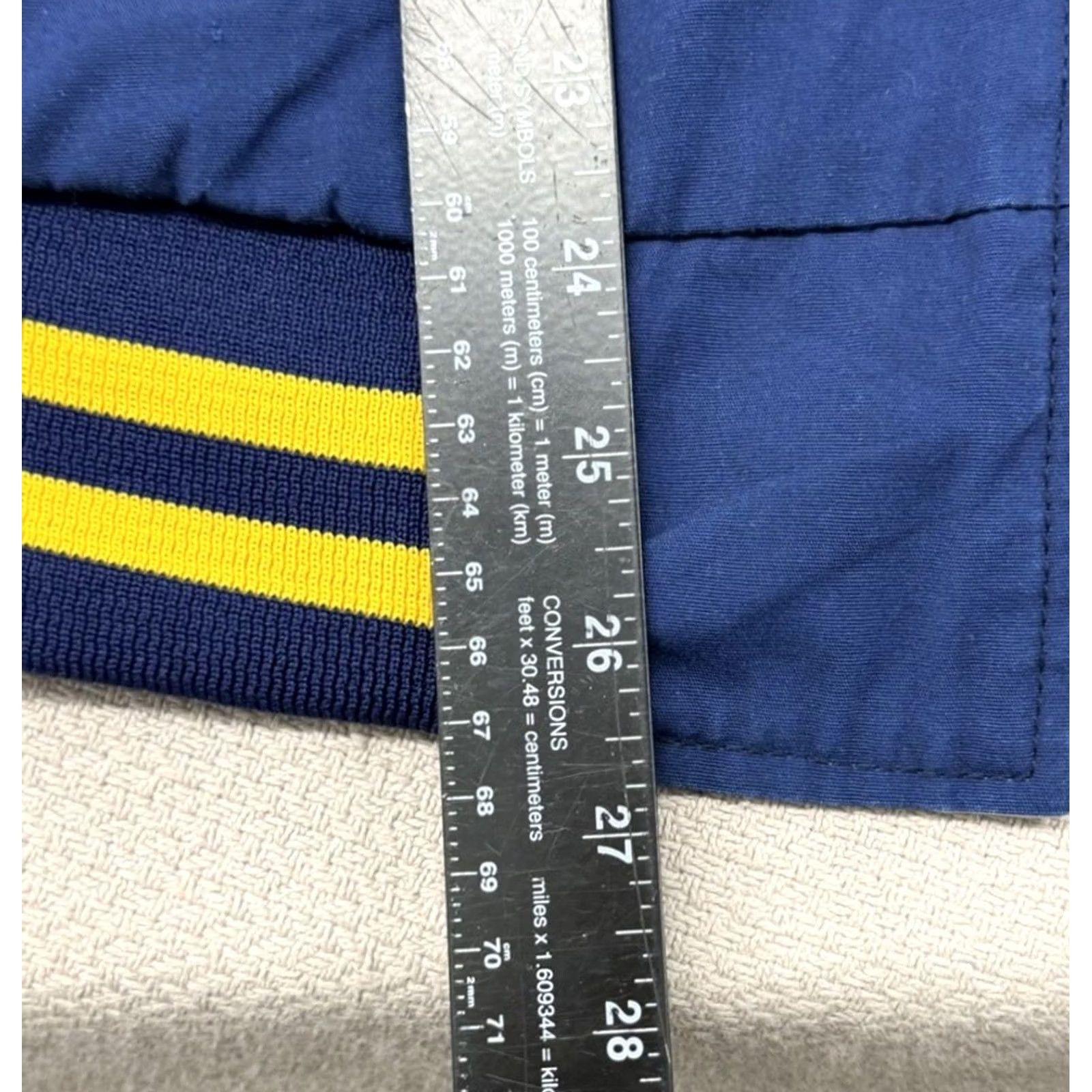 Soffe VINTAGE Soffe US Navy Bomber Jacket Mens Small Blue Reversible Short Zip 90s Navy USA Nautical 40in Chest Seasonal Fall Winter Spring Casual Workwear Size US S / EU 44-46 / 1 - 5 Thumbnail