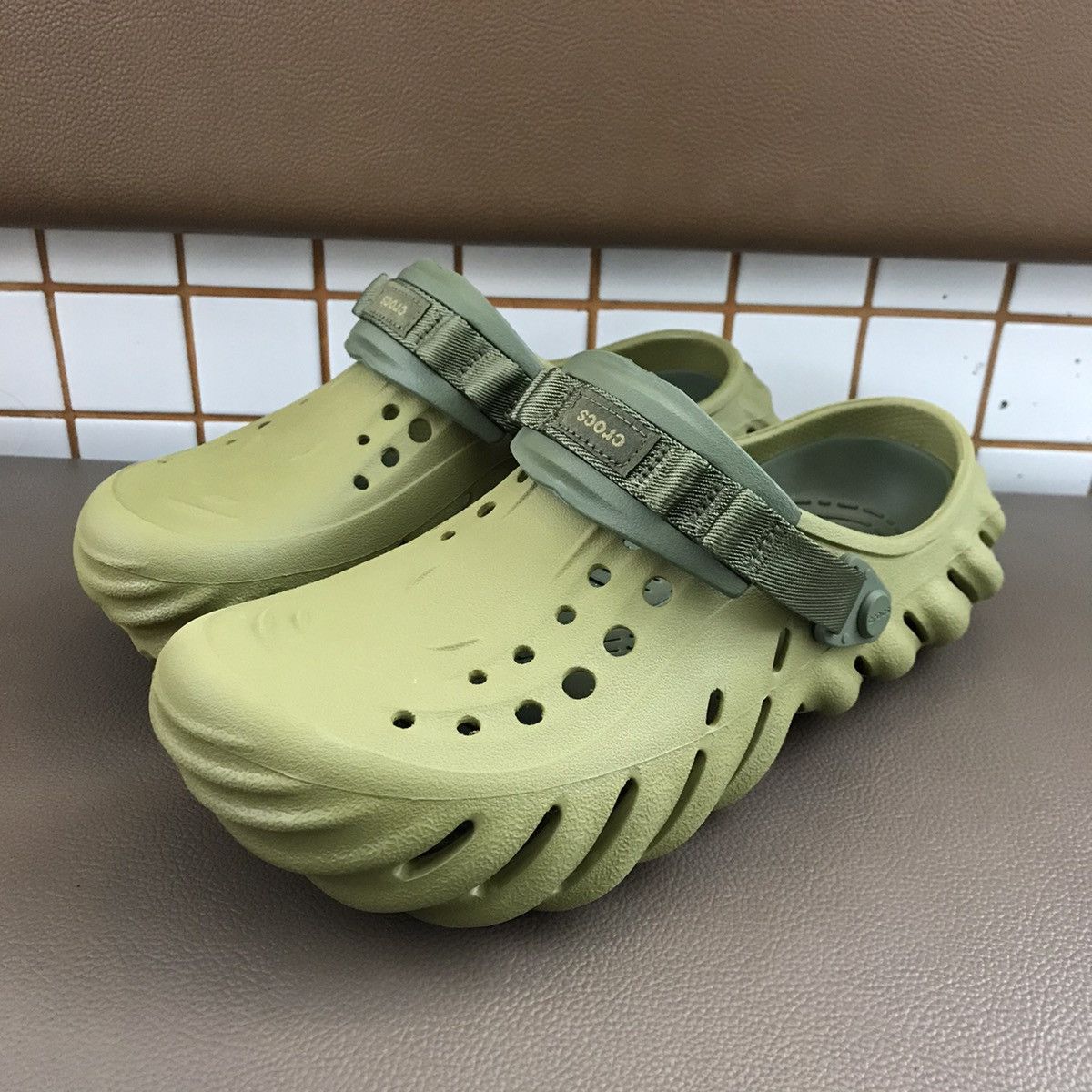 Crocs × Hypebeast Crocs Echo Clog Green Size 8uk 42 eur Designed in Colorado Size US 8 / EU 41 - 13 Thumbnail