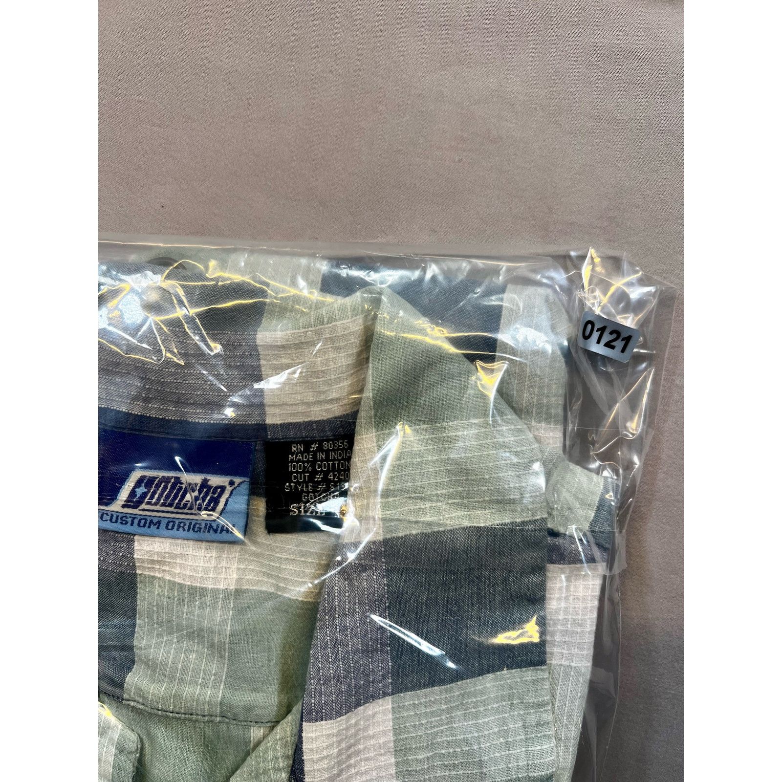 Gotcha Gotcha Custom Original Button Up Shirt 100% Cotton Men L Size US L / EU 52-54 / 3 - 9 Thumbnail