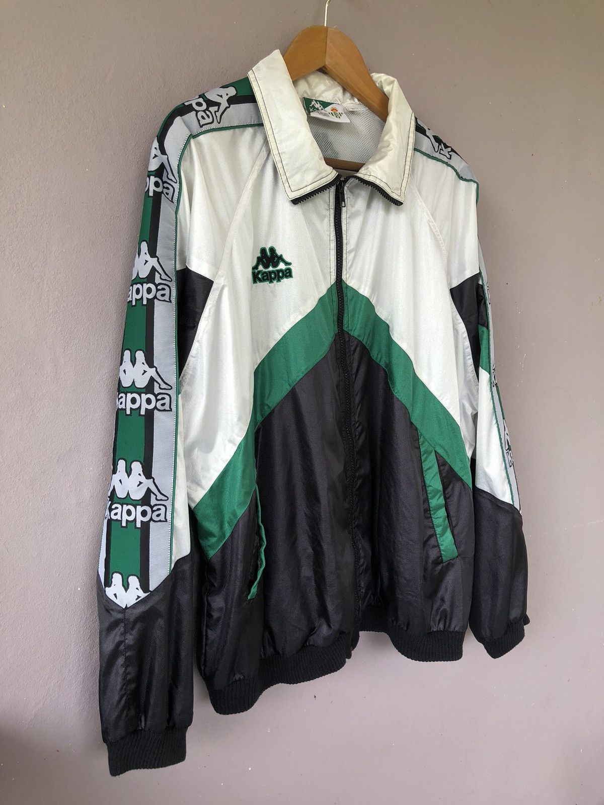 Kappa Vintage 95/97 Real Betis Track Jacket Size US XL / EU 56 / 4 - 3 Thumbnail