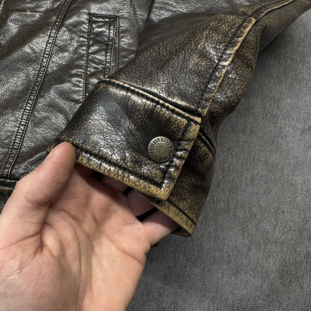 Levi's × Vintage Vintage Levi’s Distressed Faux Leather Hooded Jacket Size US M / EU 48-50 / 2 - 6 Thumbnail