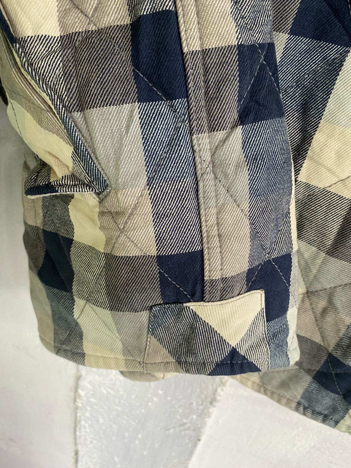 Levi's Levis Blue Plaid Sherpa Lined Trucker Jacket Mens Sz L Size US L / EU 52-54 / 3 - 15 Thumbnail