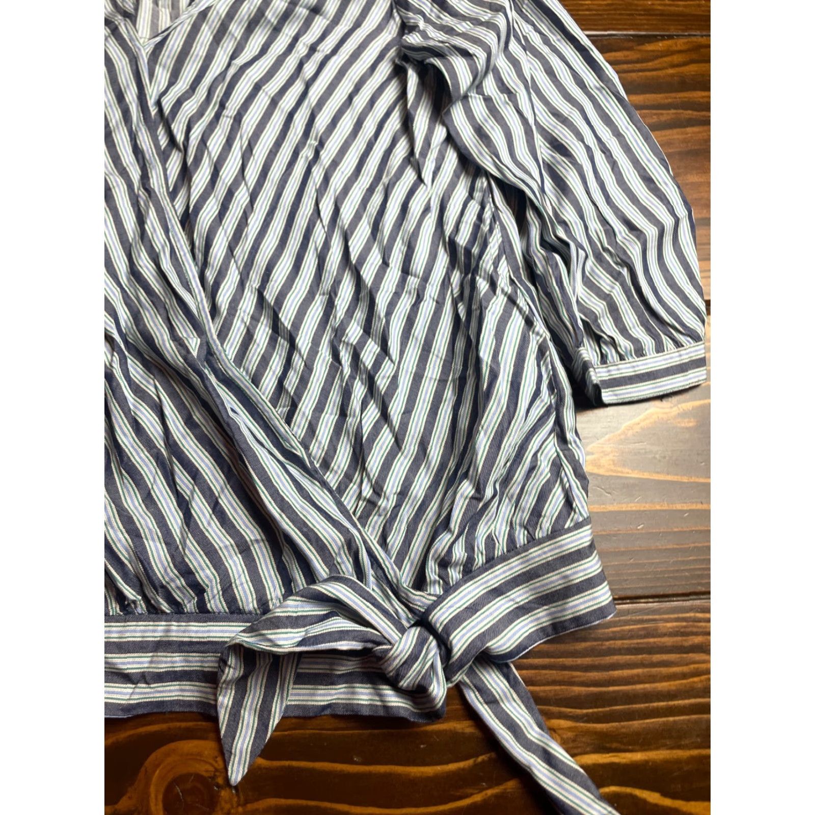 Nautica Nautica Jean Co. Wrap Blouse Shirt Womens Large Blue Green Striped 3/4 Sleeve Tie Hem Vintage No (adjust if vintage) Size L / US 10 / IT 46 - 3 Thumbnail
