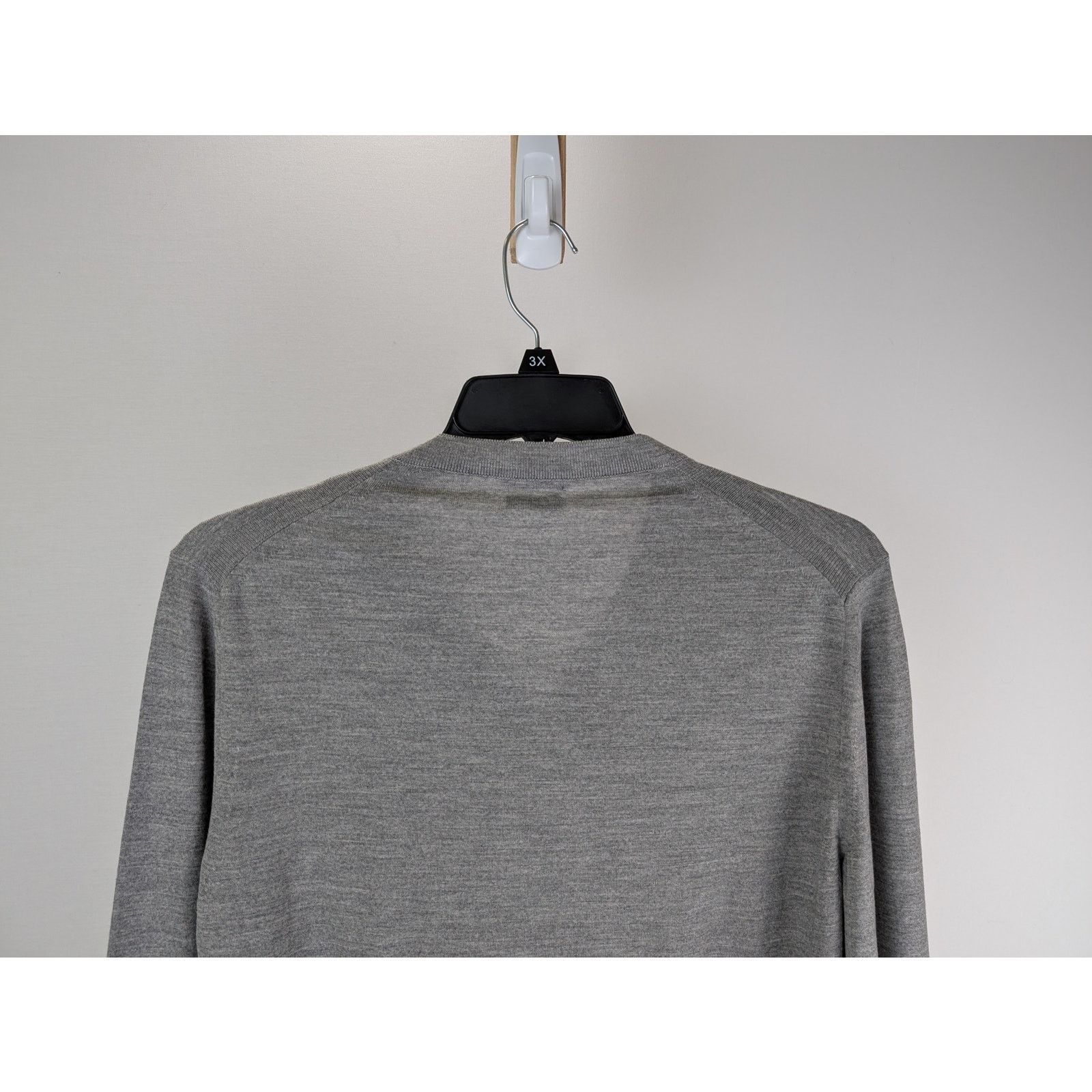 Tom Ford o1rshd1 V-Neck Knitwear Crewneck Sweatshirt in Grey Size US M / EU 48-50 / 2 - 7 Thumbnail