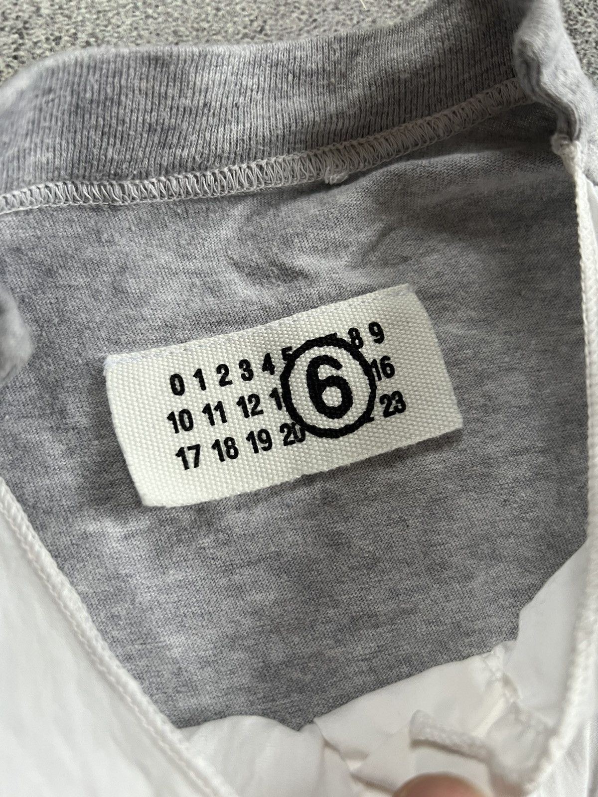 Maison Margiela MM6 Maison Margiela Sleeveless Button Shirt Blouse 42 Vest Size M / US 6-8 / IT 42-44 - 7 Thumbnail