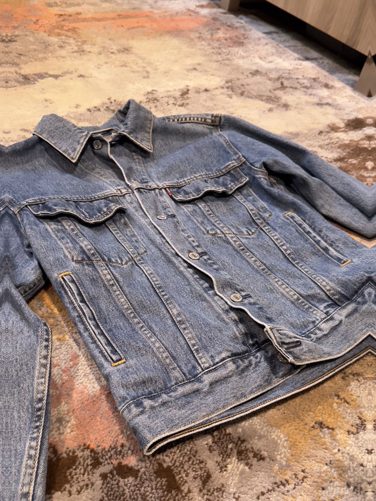 Levi's Levi’s 2000s Denim Standard Trucker Jacket Size US S / EU 44-46 / 1 - 2 Thumbnail