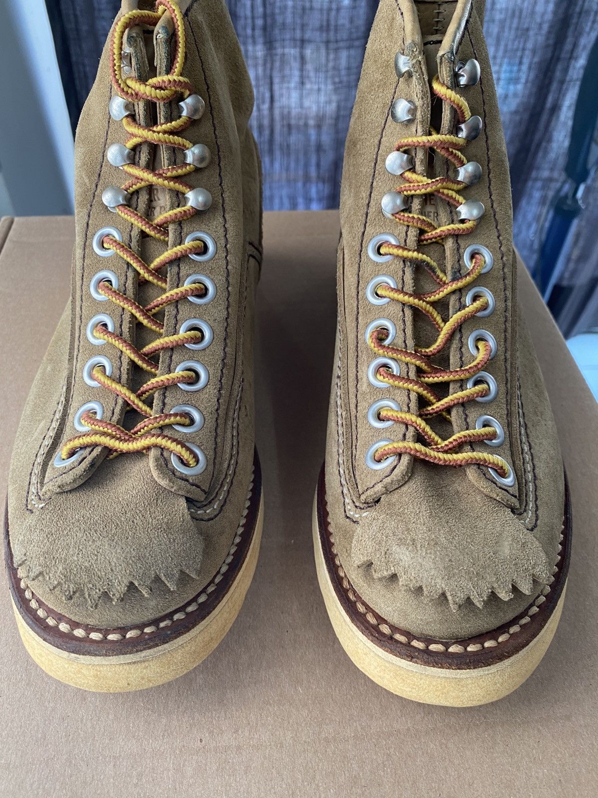 LONE WOLF × Sugar Cane MENS BEIGE SUEDE CALF F01616 HIGH LACE UP HUNTER WORK BOOTS Size US 5 / EU 37 - 4 Thumbnail