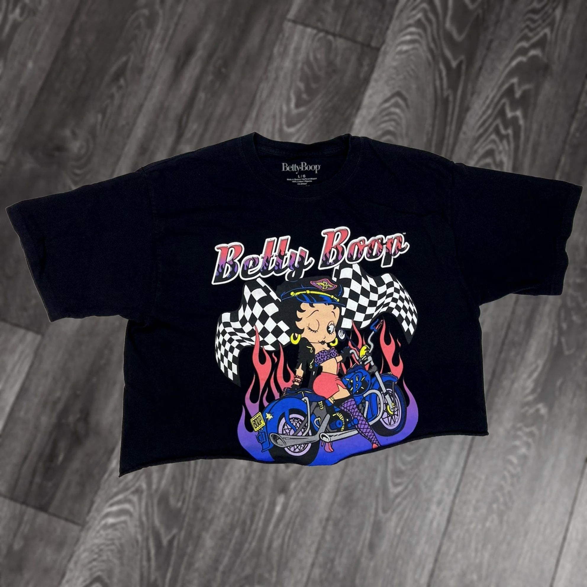 Vintage Betty Boop T-Shirt Women Large Black Short Sleeve Cropped Graphic Motorcycle Retro Size L / US 10 / IT 46 - 1 Thumbnail