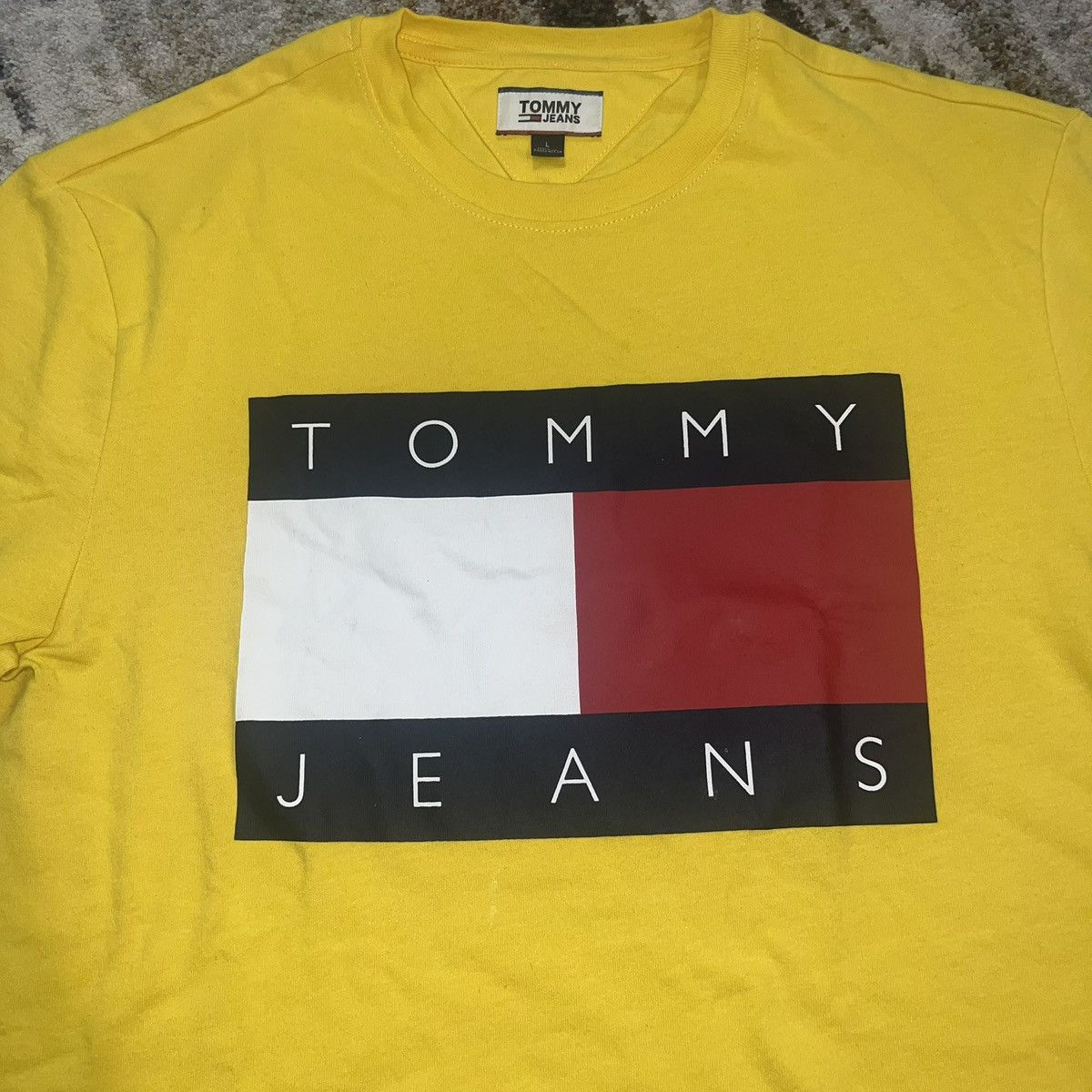 Tommy Jeans NEW Tommy Hilfiger Tommy Jeans Big Logo Tee T shirt Yellow Size US L / EU 52-54 / 3 - 2 Thumbnail