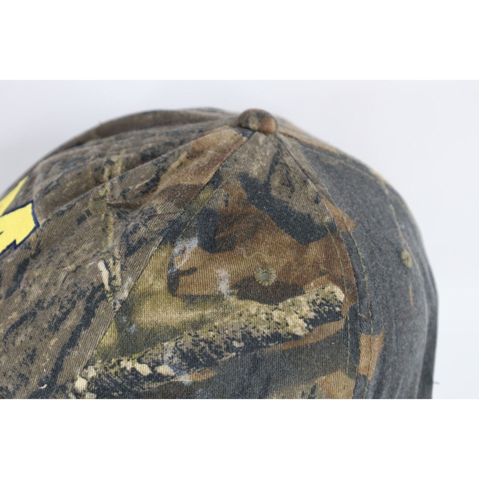 Vintage Vintage Distressed University of Michigan Camouflage Hat Size ONE SIZE - 5 Thumbnail