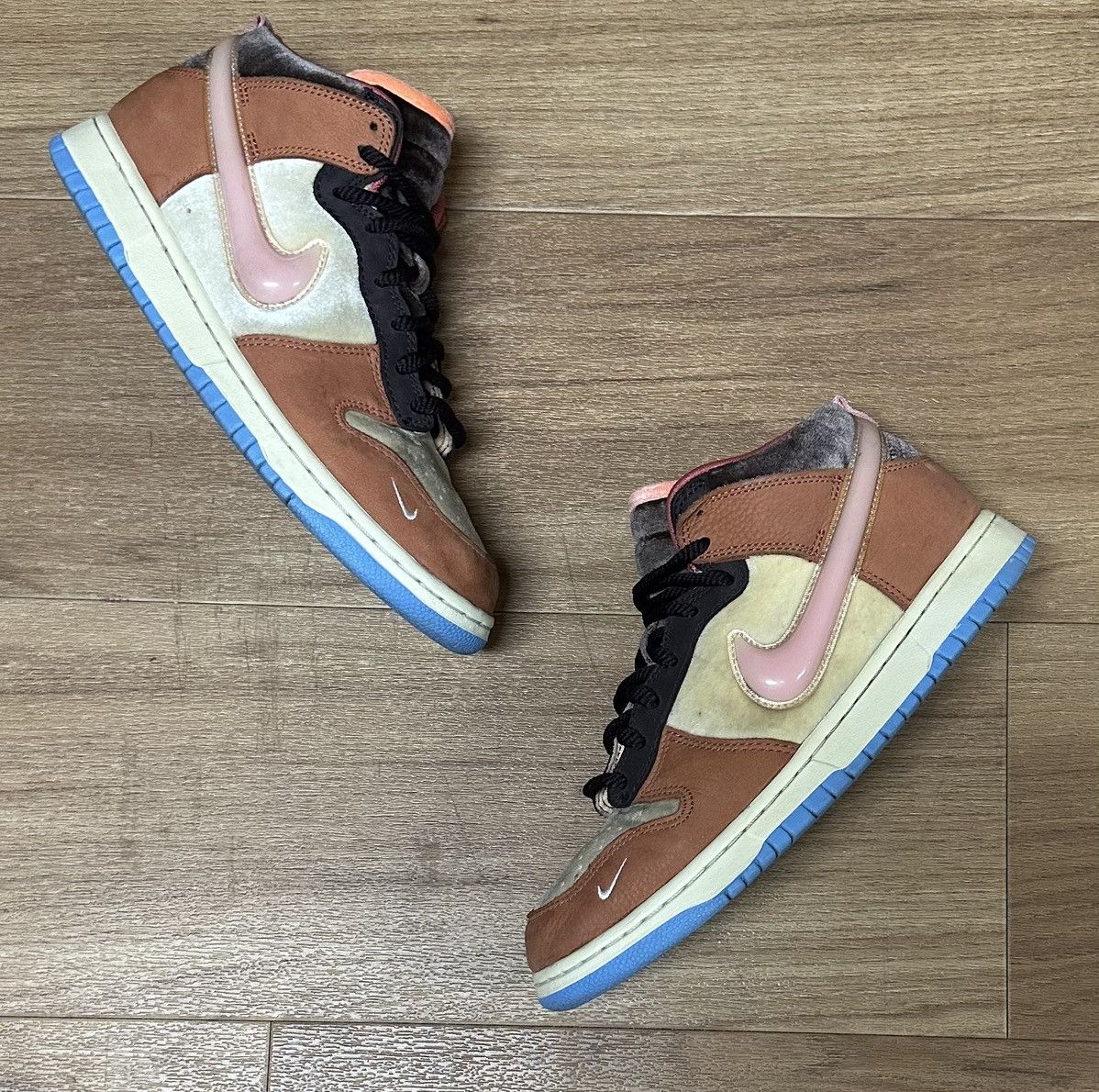 Nike Nike Social Status x Dunk Mid Chocolate Milk Size US 8 / EU 41 - 1 Thumbnail