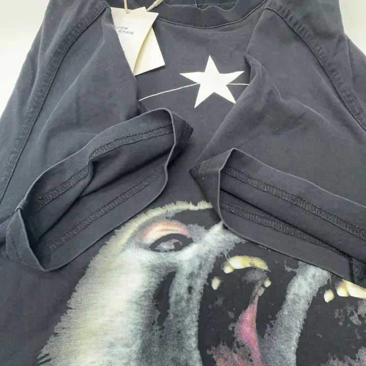 Givenchy Givenchy Givenchy Short Sleeve Logo TShirt for Men -2507 Size US M / EU 48-50 / 2 - 5 Thumbnail