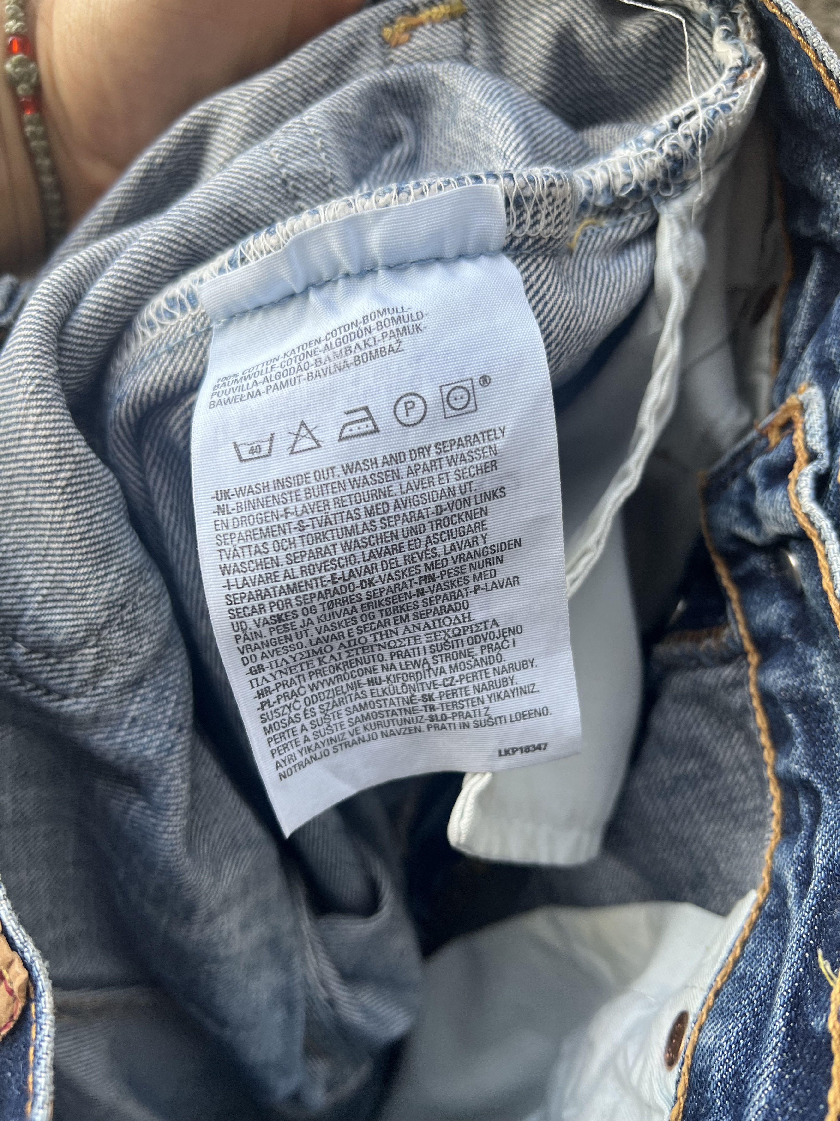 Levi's ULTRA RARE 1990s LEVI'S 501 LOGO BANNER JEANS Size US 32 / EU 48 - 7 Thumbnail