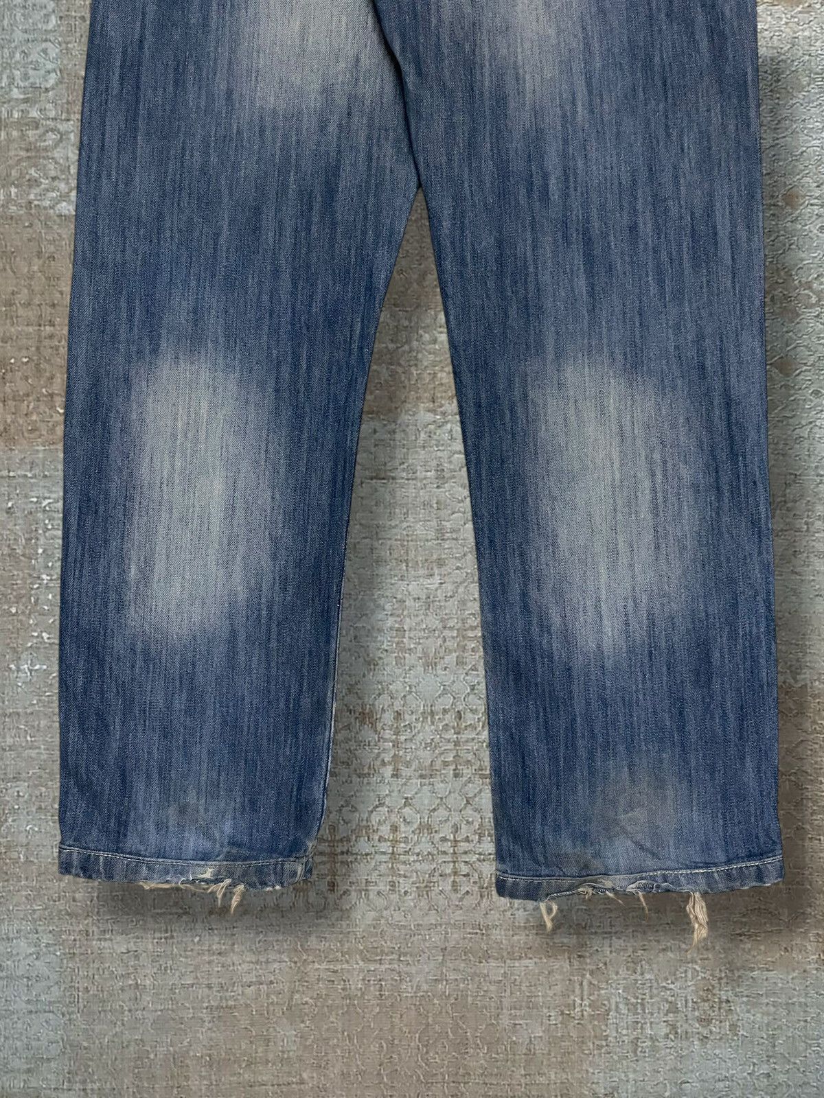 Japanese Brand Vintage 1990s Designer Republica Distressed Mudwash Denim Size US 31 - 11 Thumbnail