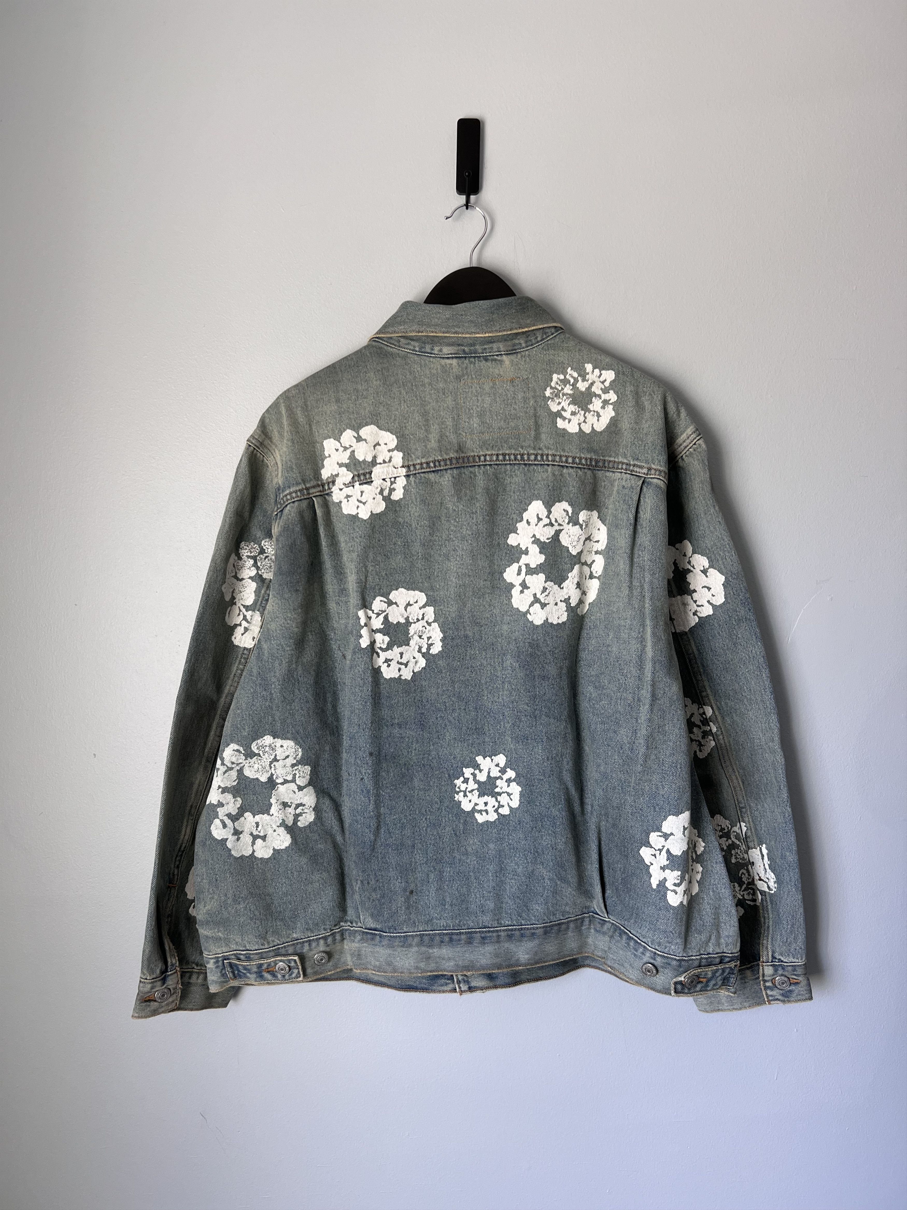 DENIM TEARS × Levi's Denim Tears Levi's Dirty Wash Wreath Type 2 Denim Jacket Size US XXL / EU 58 / 5 - 5 Thumbnail
