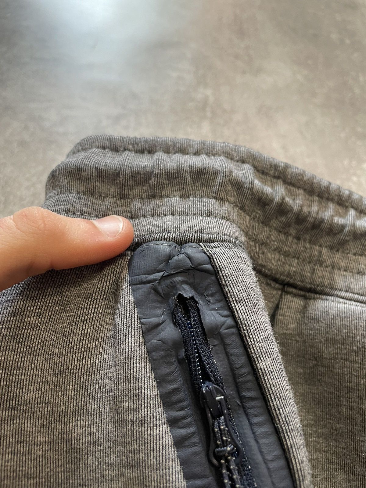 Nike Nike Tech Fleece Sweat Shorts Drill Size L Size US 34 / EU 50 - 12 Thumbnail