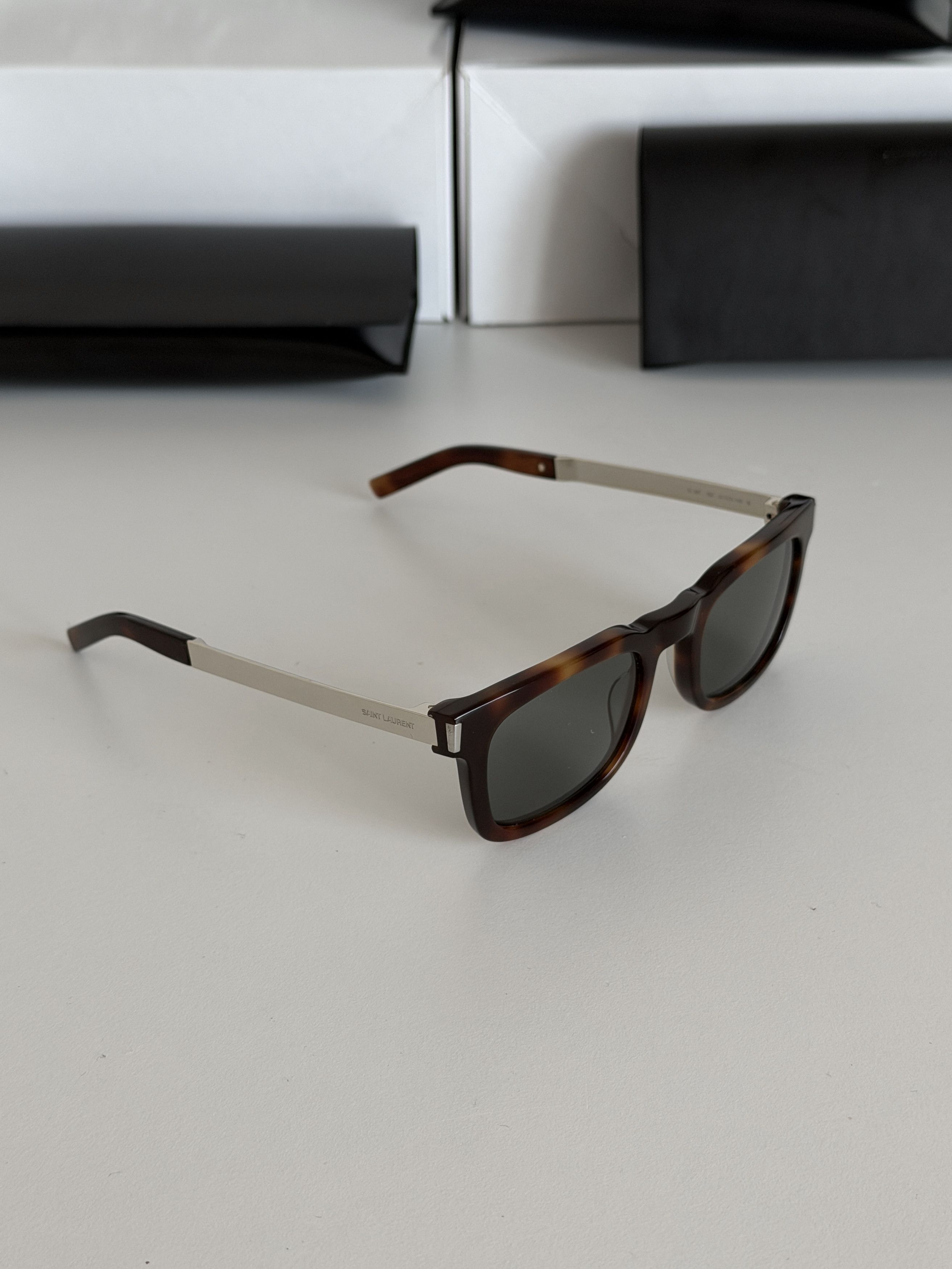 Saint Laurent Paris Saint Laurent sunglasses Size ONE SIZE - 5 Thumbnail
