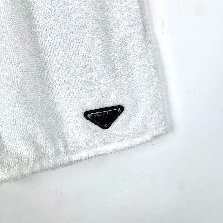 Prada Prada White Triangle Logo Cotton Towel Shorts Size US 40 / EU 56 - 4 Thumbnail