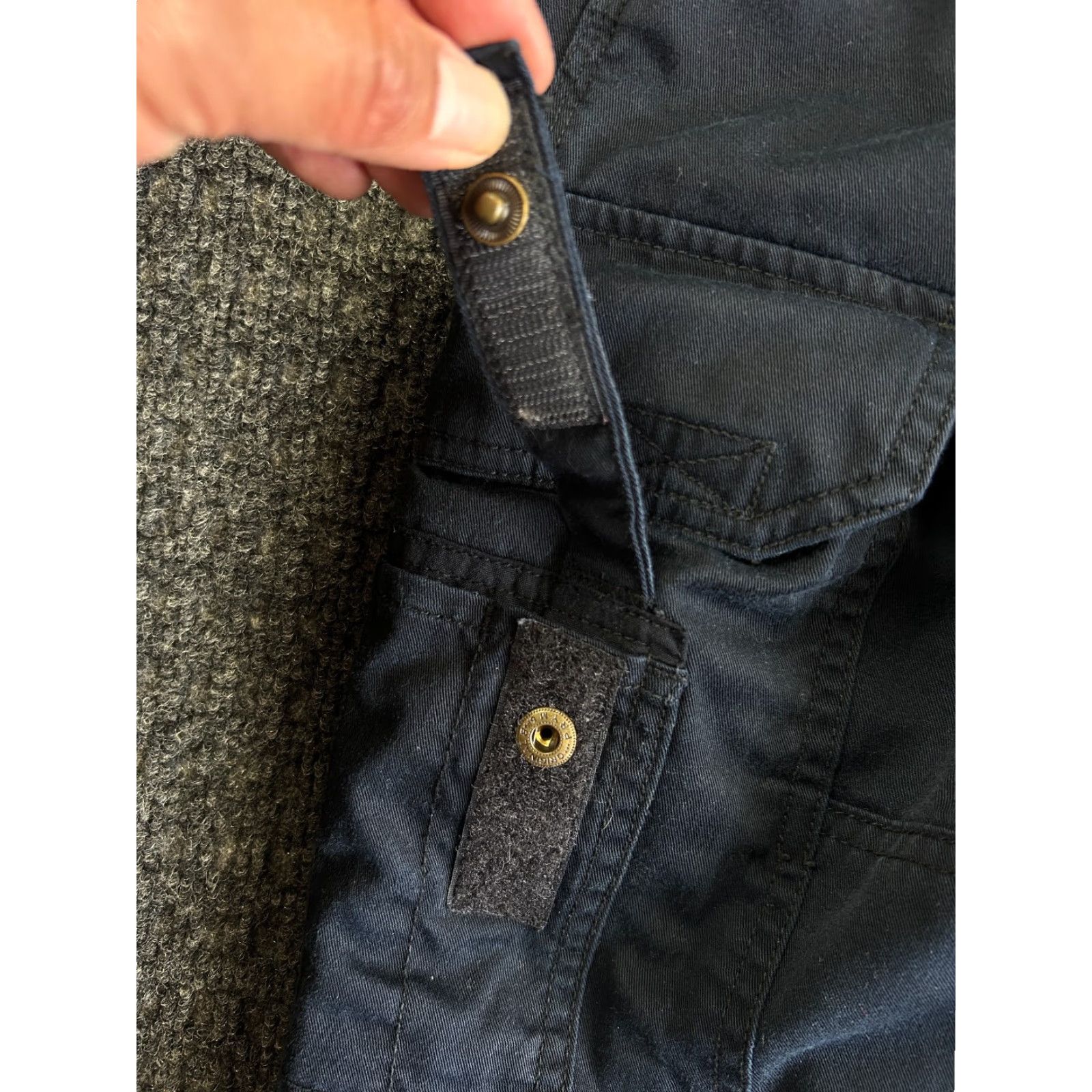 Vintage 5.11 Tactical Womens Cargo Pants 4 Navy Blue Multi Pocket Utility EMT Pants Size 27" / US 4 / IT 40 - 7 Thumbnail