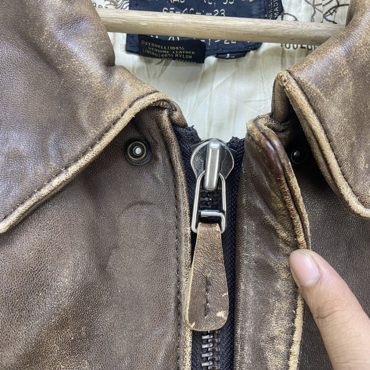 Vintage Vintage Air Force A-2 Military Sheepskin Leather Jacket Size US M / EU 48-50 / 2 - 11 Thumbnail