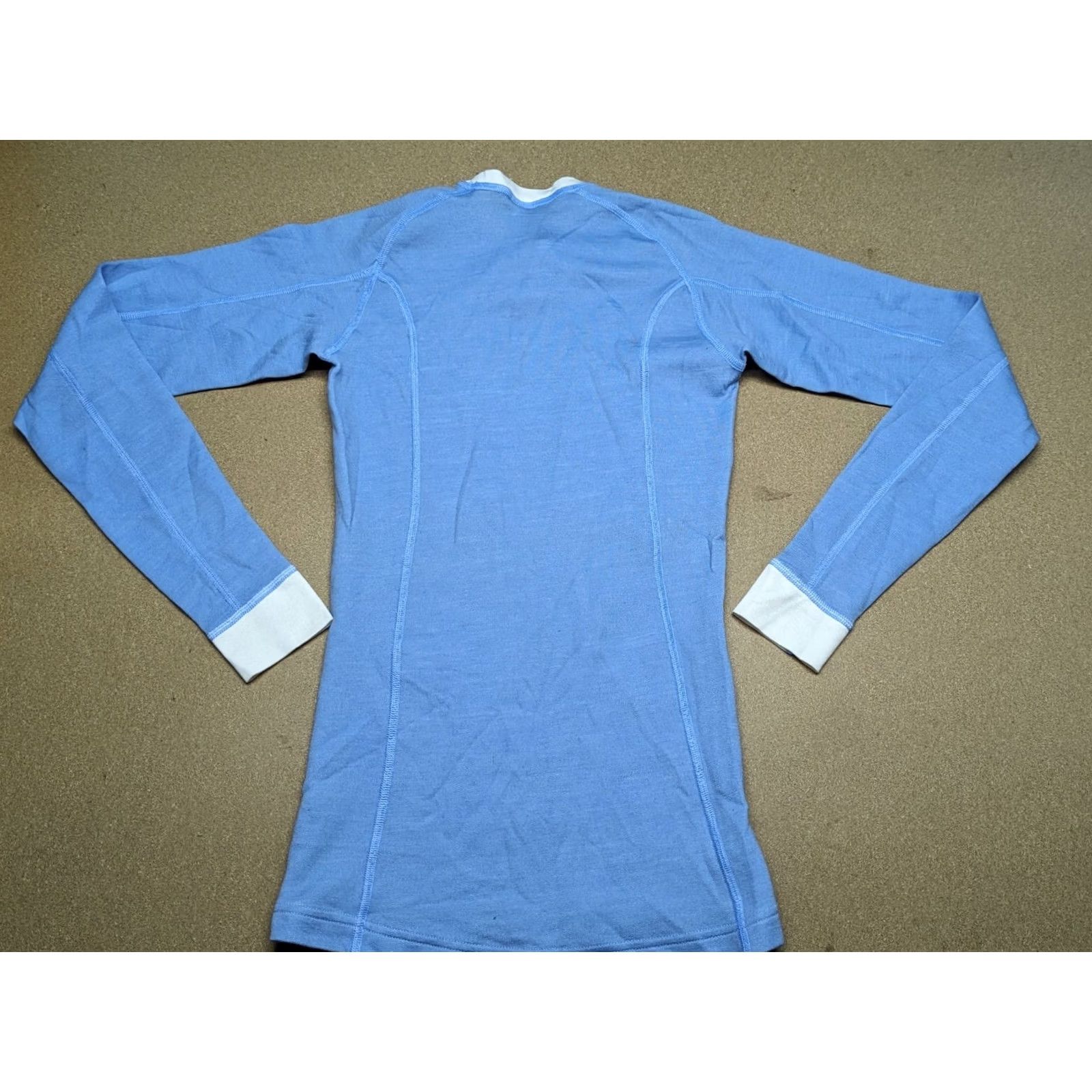 Helly Hansen Helly Hansen Base Layer Shirt Womens Medium Running Ski Sport Outdoor Blue Shirt Ladies M Ski Size M / US 6-8 / IT 42-44 - 2 Thumbnail