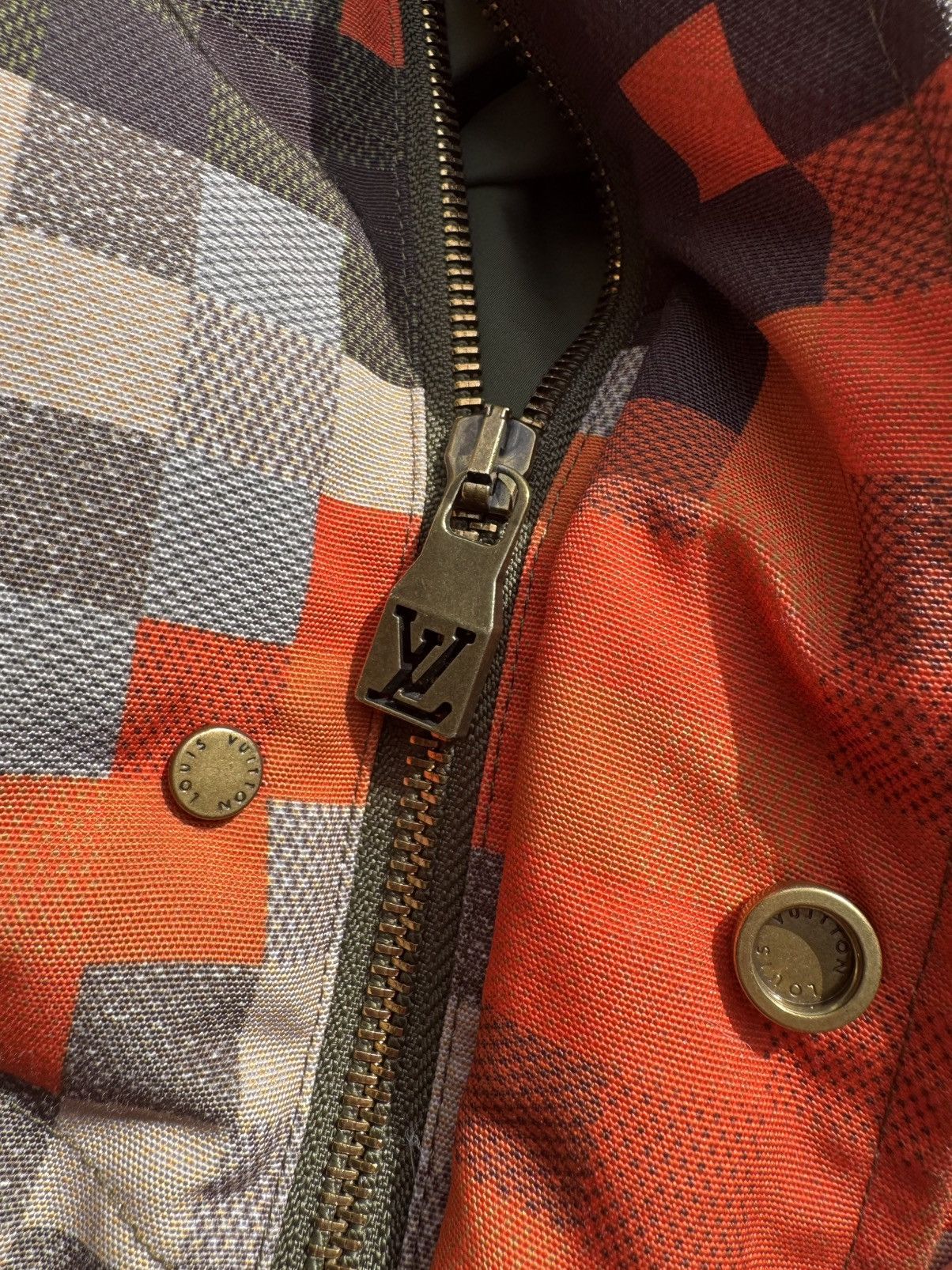 Louis Vuitton Louis Vuitton Pixelated Puffer Jacket FW24 Size US XL / EU 56 / 4 - 8 Thumbnail