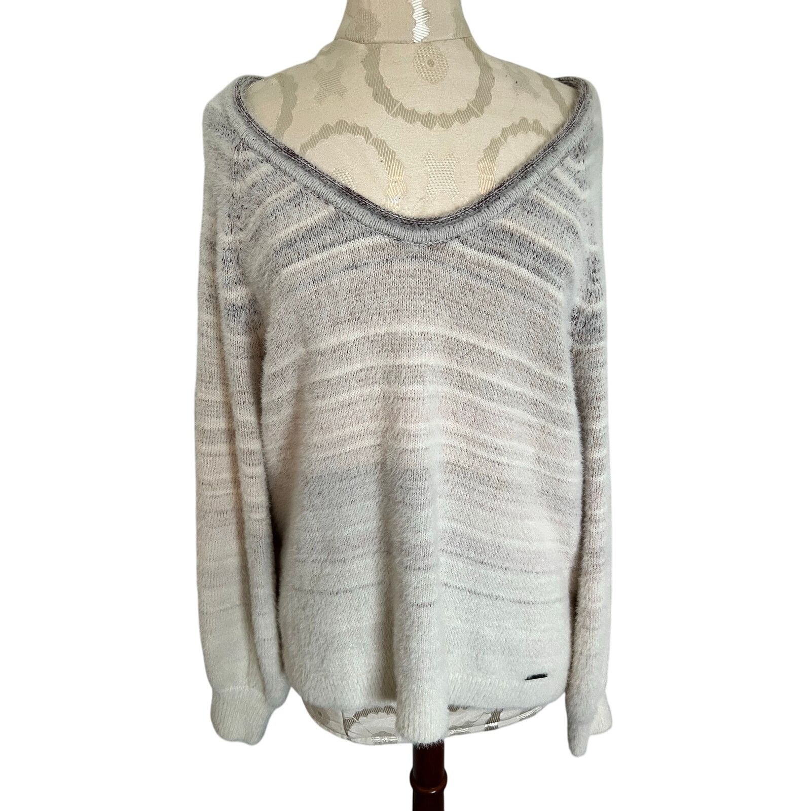 Abercrombie & Fitch Abercrombie & Fitch Soft Pullover Long Sleeve Sweater XL Size XL / US 12-14 / IT 48-50 - 1 Thumbnail