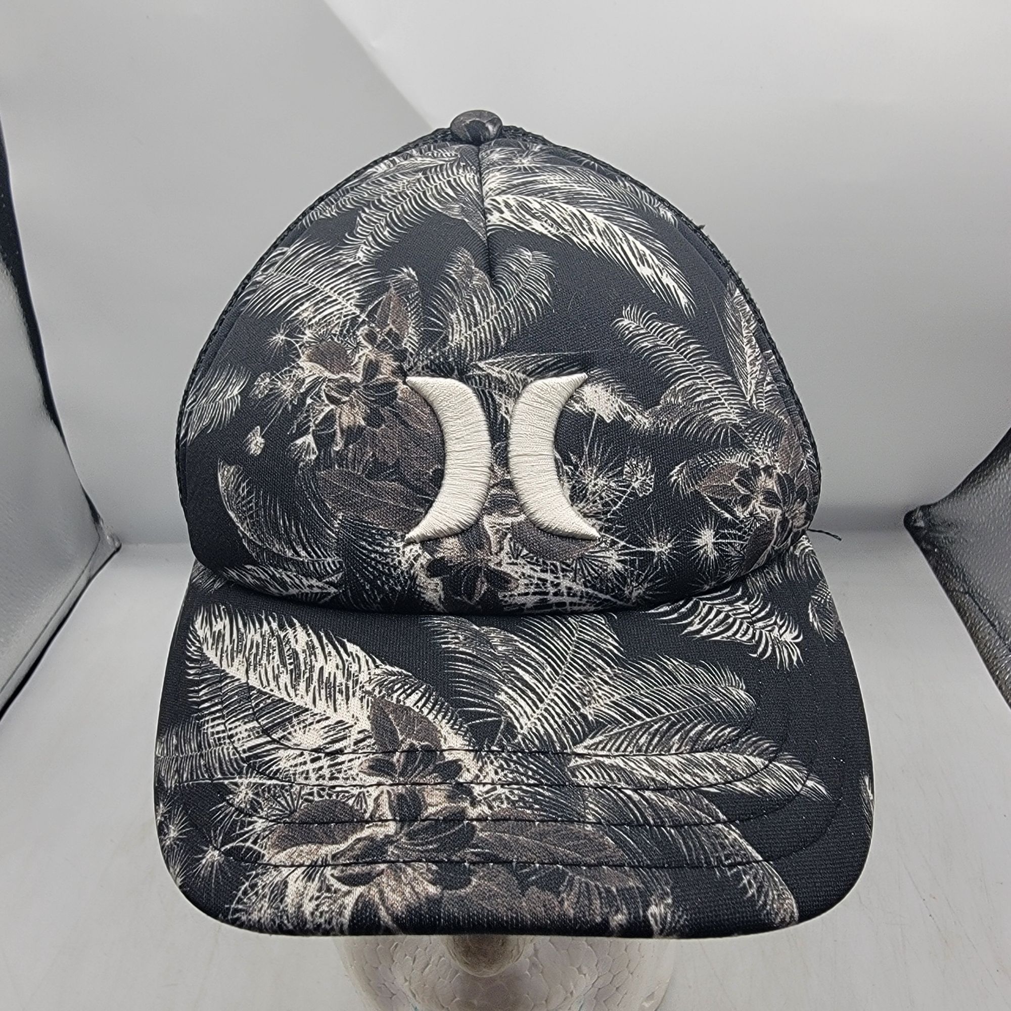 Hurley Hurley Palm Tree Print Snapback Trucker Hat Black White Adju Size ONE SIZE - 1 Thumbnail