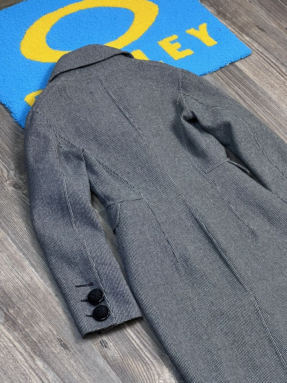Dsquared2 × Vintage Dsquared2 Wool Checked Gray Coat Jacket with Leather details Size S / US 4 / IT 40 - 12 Thumbnail