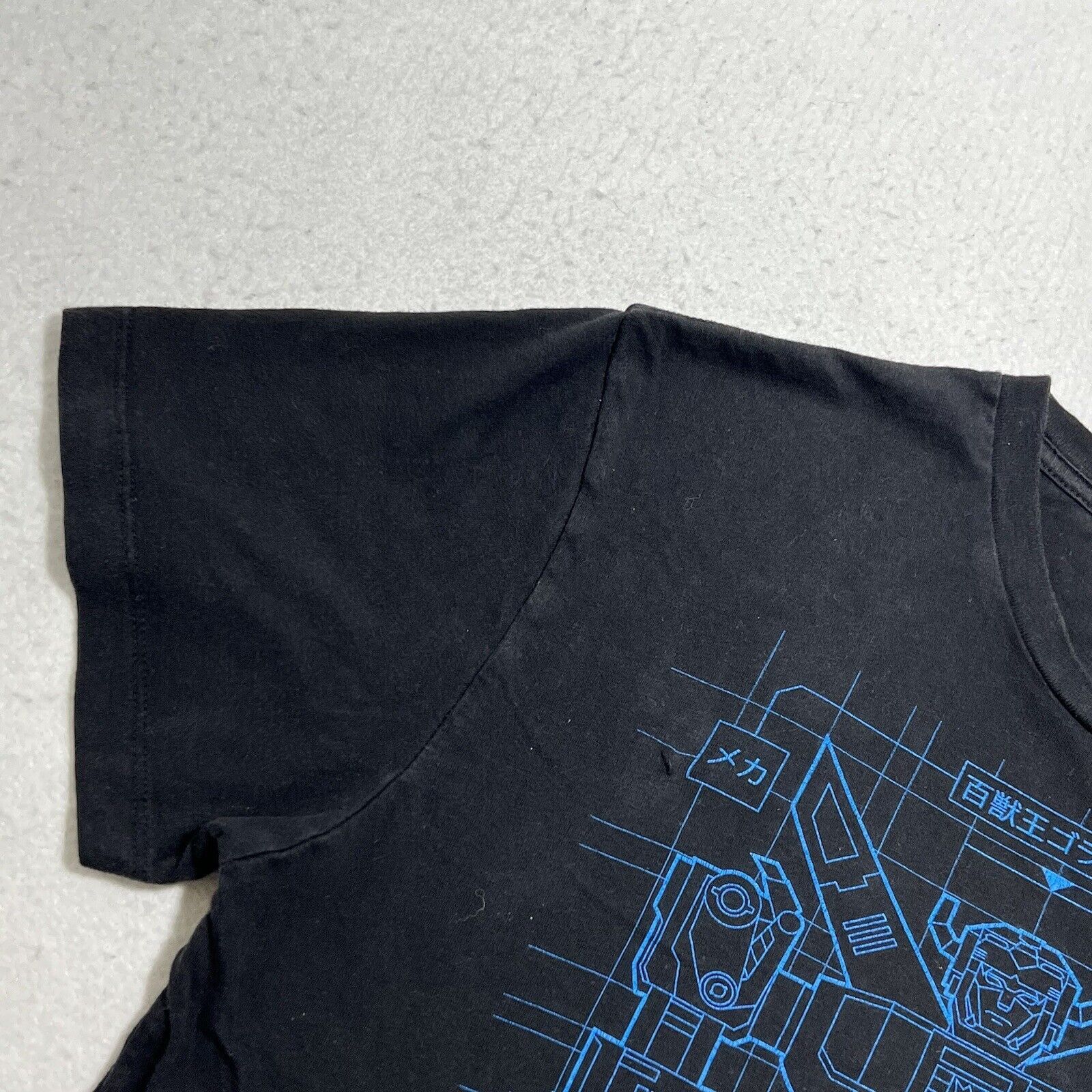 Other Power Rangers Megazord Graphic Tee LootCrate Retro TV Size US S / EU 44-46 / 1 - 6 Thumbnail