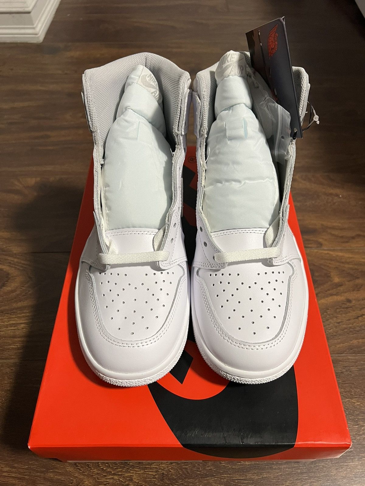 Jordan Brand Air Jordan 1 ‘85 OG Neutral Grey US Size 9 Size US 9 / EU 42 - 4 Thumbnail