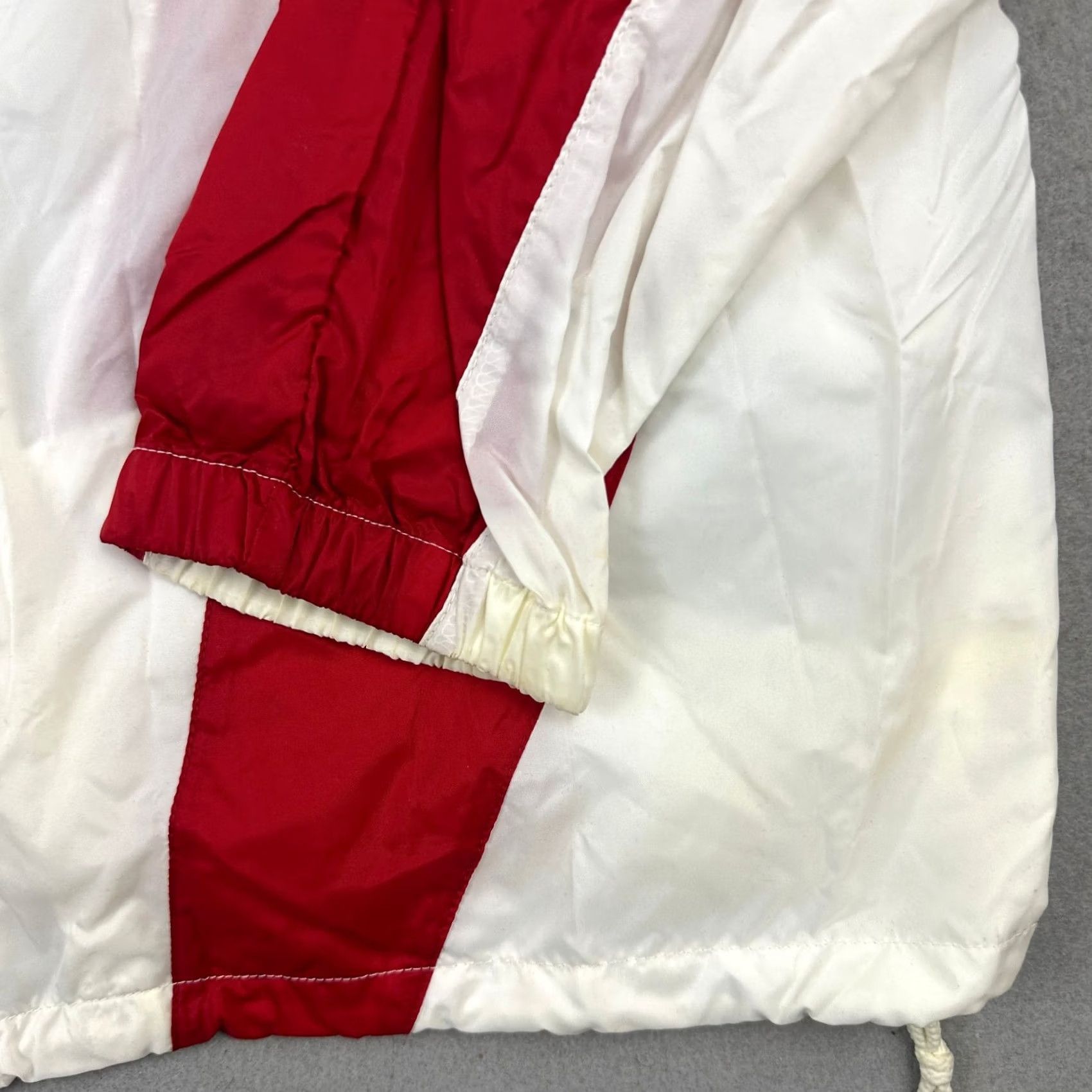 Nike VINTAGE Nike Track Jacket Mens 2XL Red White Full Zip Windbreaker Lightweight 90s Size US XXL / EU 58 / 5 - 4 Thumbnail