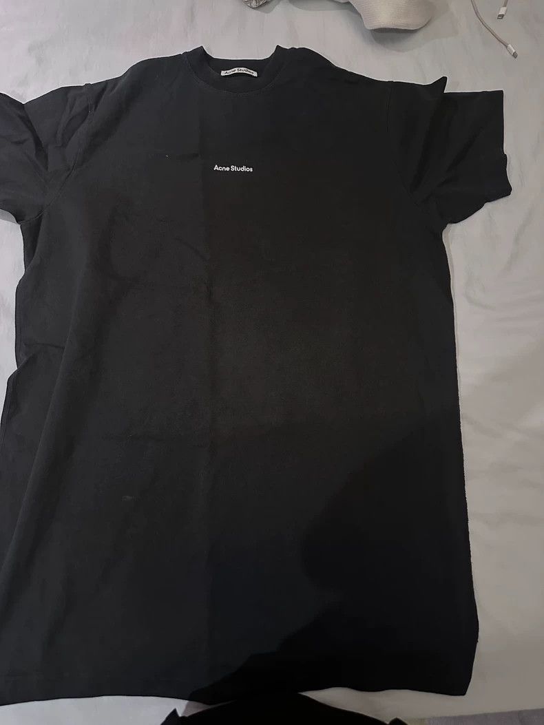 Acne Studios Acne Studios Black lettered short-sleeved shirt Size S / US 4 / IT 40 - 2 Thumbnail
