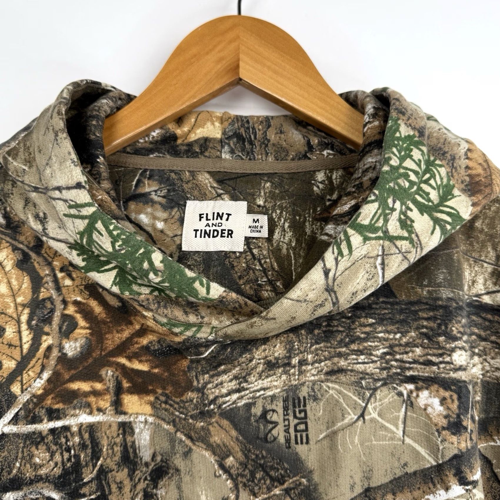 Flint And Tinder Flint and Tinder Hoodie Mens M Realtree Camo Fleece Pullover Colorful Outdoor Size US M / EU 48-50 / 2 - 2 Thumbnail