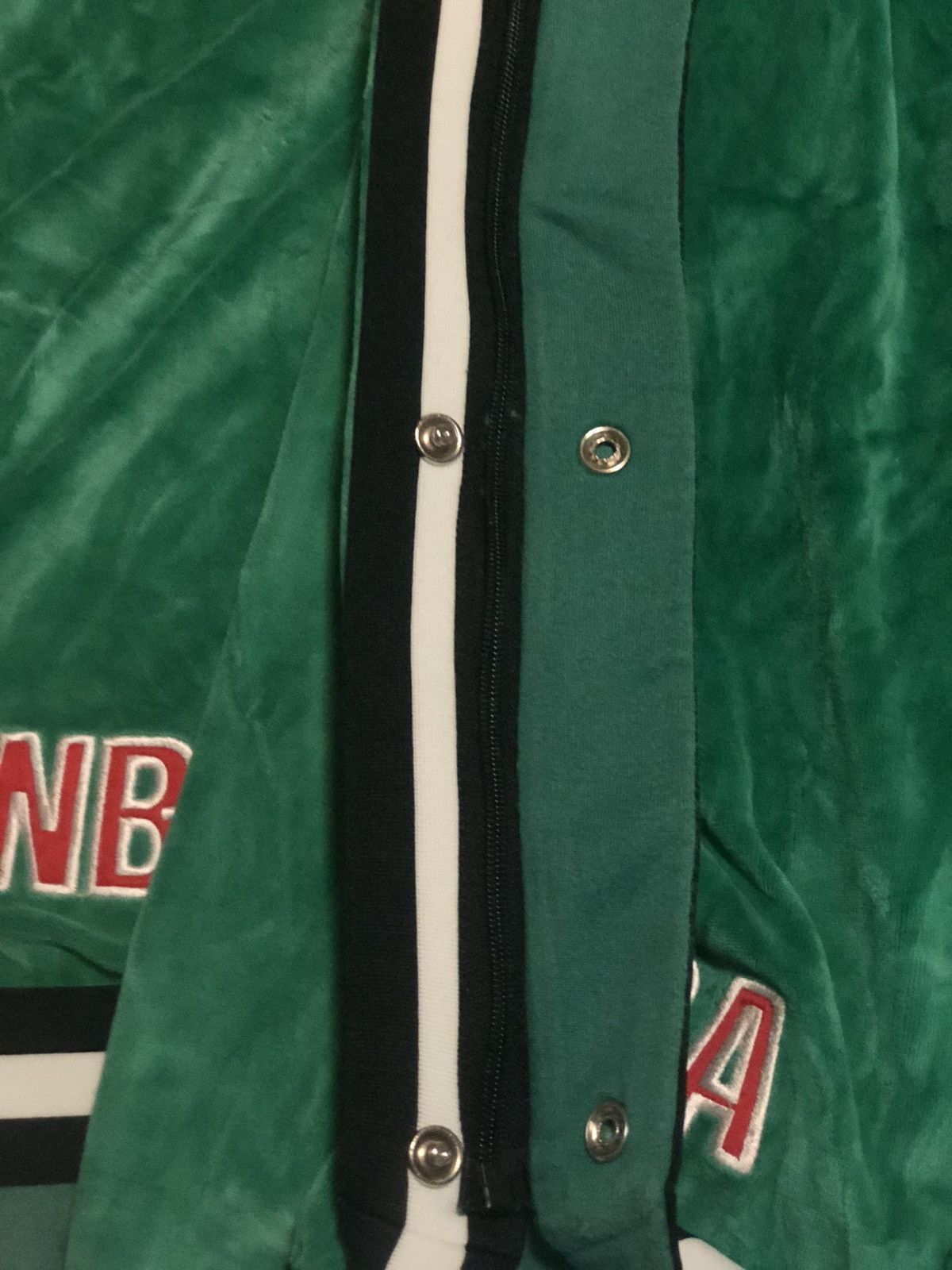 NBA NBA Vintage Warmup Suit Celtics Size US 44 / EU 60 - 1 Thumbnail