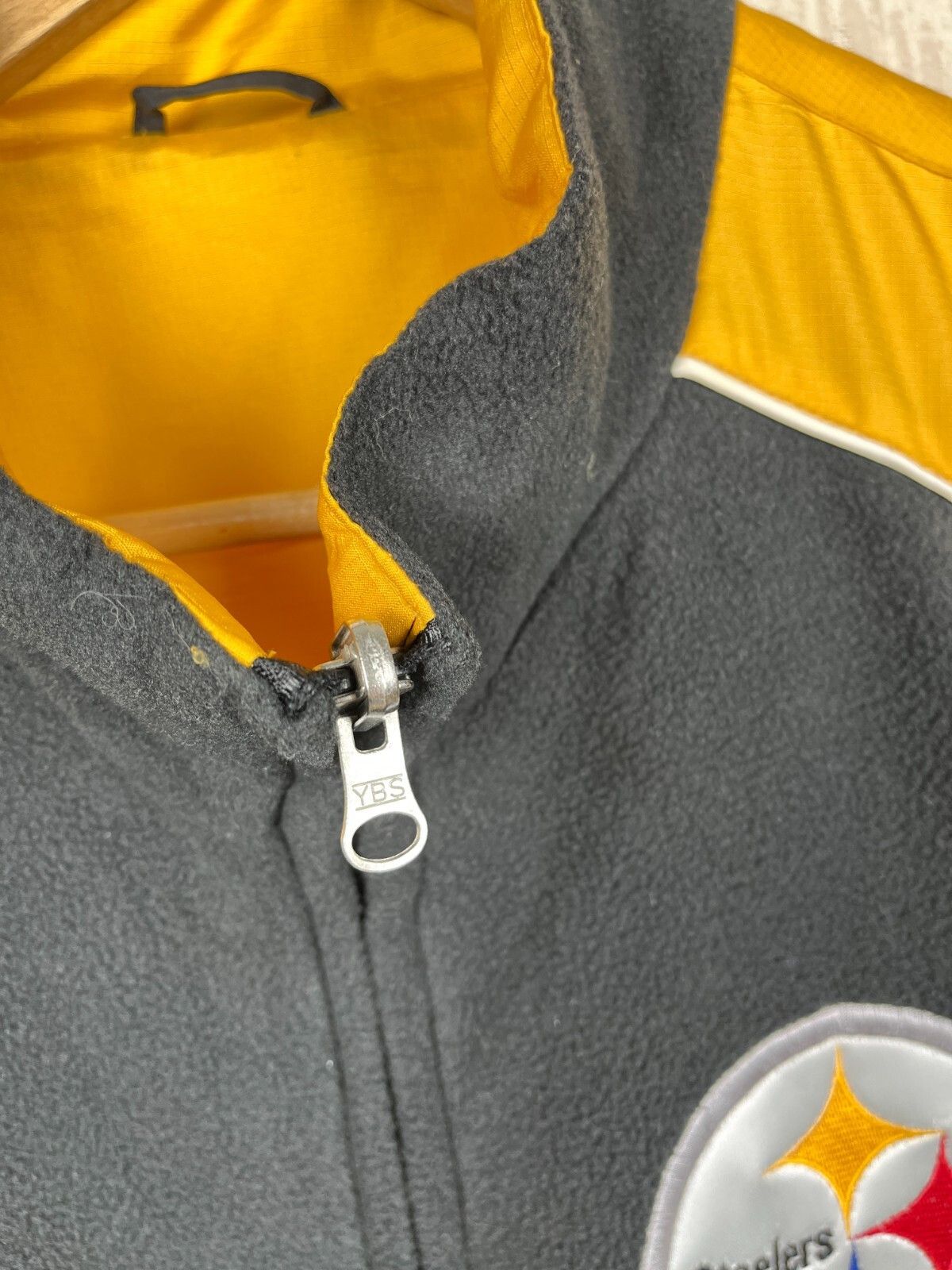 NFL Pittsburgh Steelers NFL Vintage Reversible Fleece Vest Size US XL / EU 56 / 4 - 6 Thumbnail