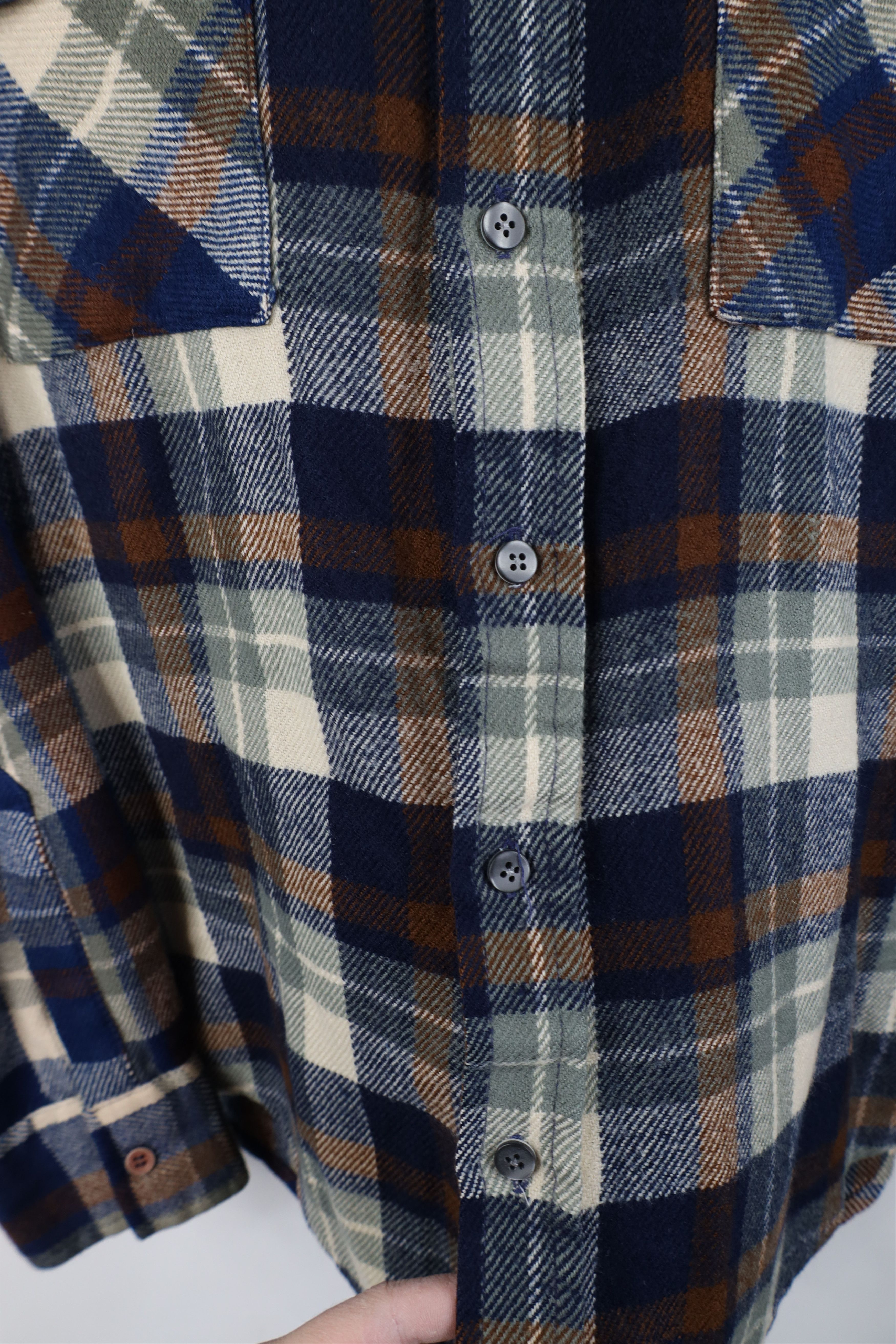 Vintage Vintage 70s Streetwear Knit Flannel Board Button Shirt Size US M / EU 48-50 / 2 - 4 Thumbnail