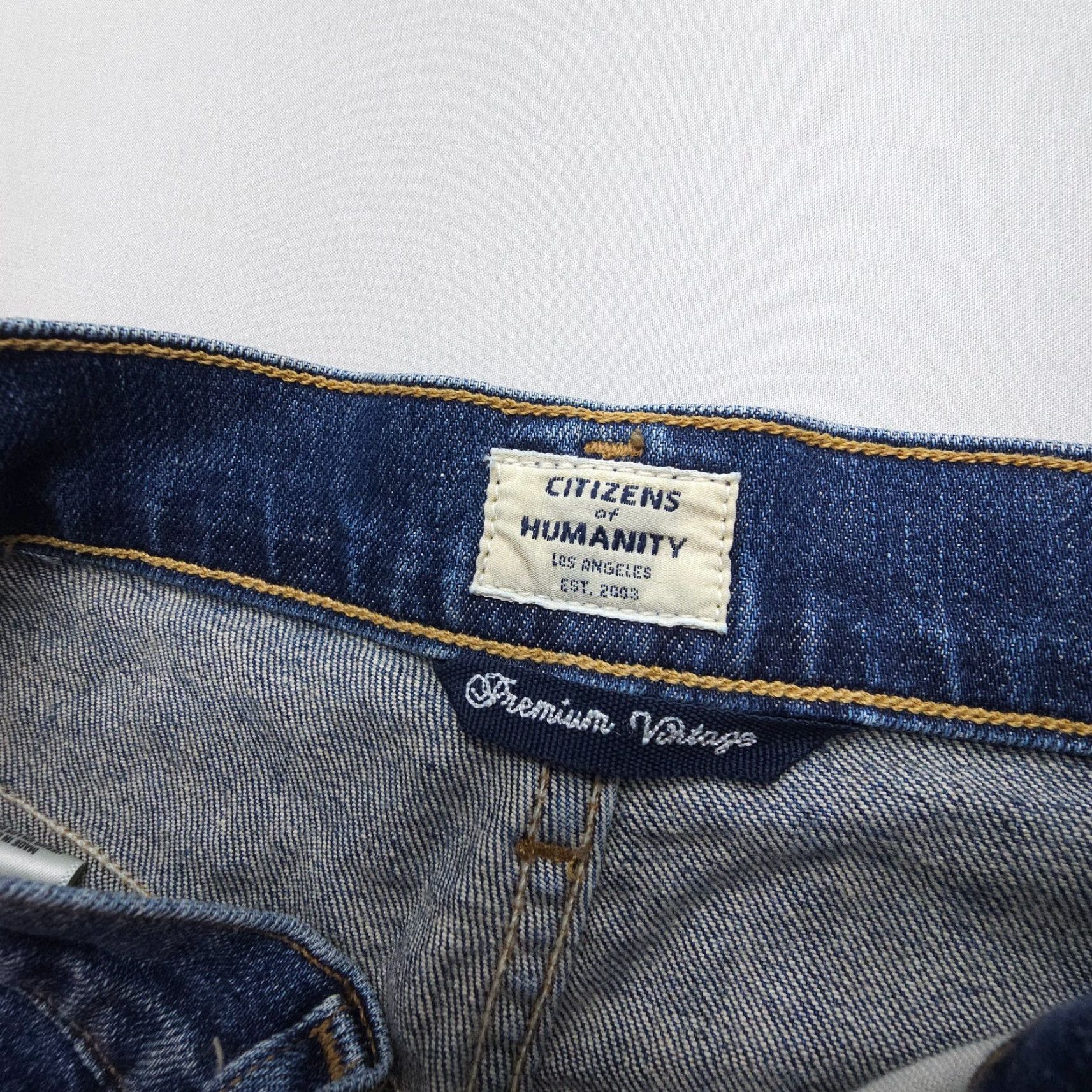 Citizens Of Humanity Citizens of Humanity Drew Crop Flare Jeans 26 Dark Wash USA Made Denim Size 26" / US 2 / IT 38 - 4 Thumbnail