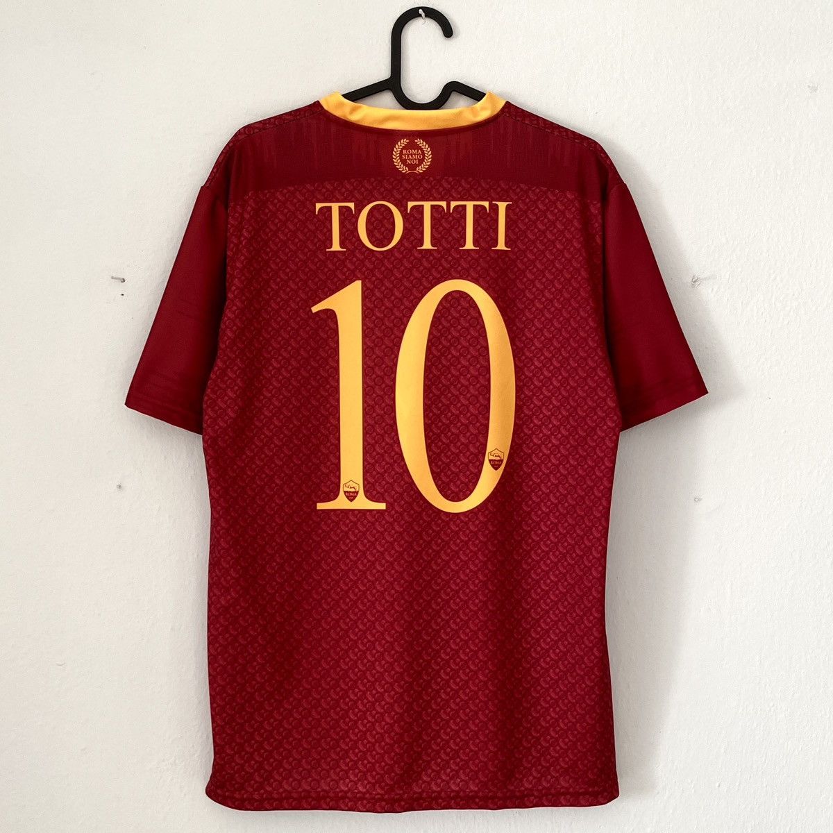 Other 2018 2019 AS Roma Totti Italy Official Home Soccer Jersey FC Size US S / EU 44-46 / 1 - 6 Thumbnail
