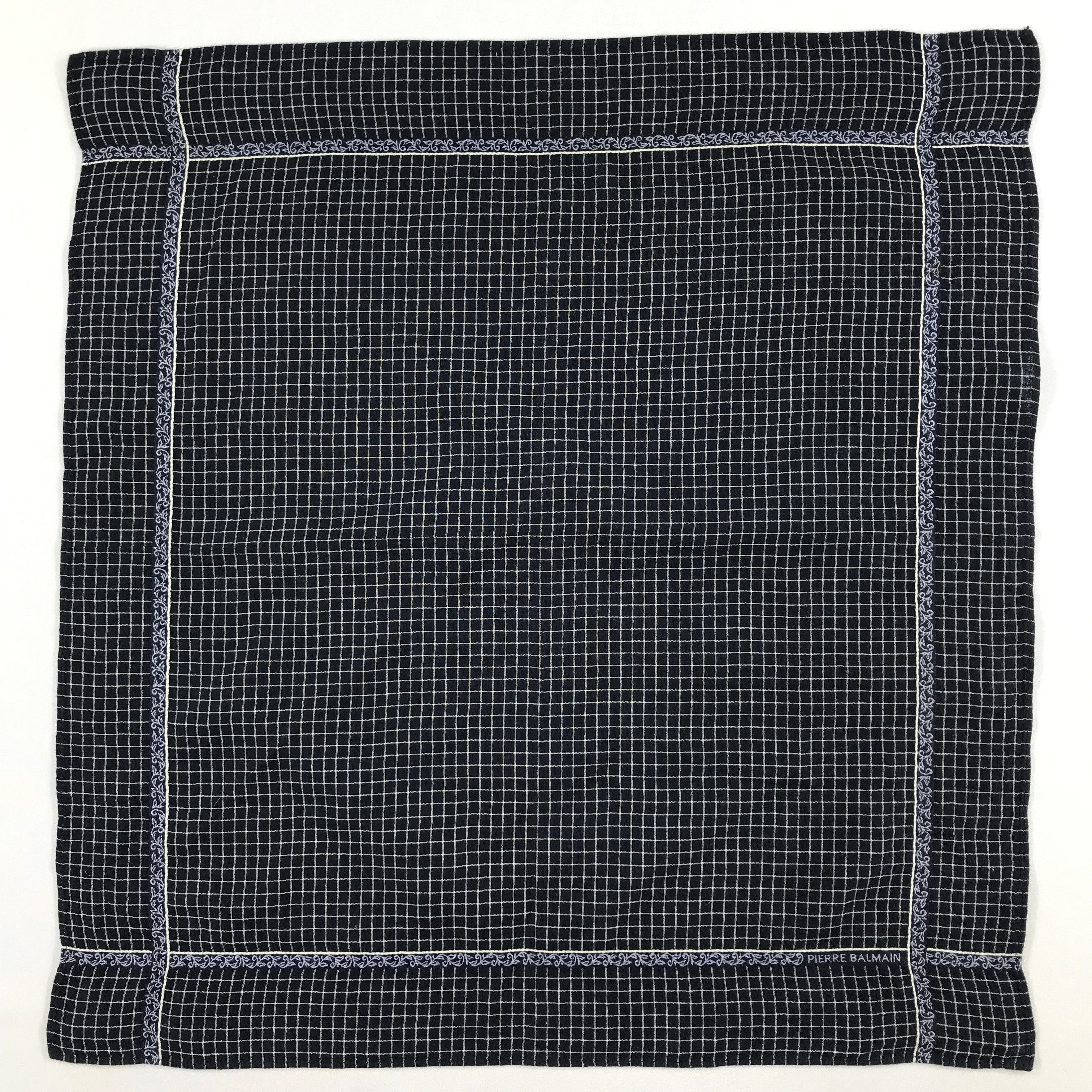 Pierre Balmain × Vintage Pierre Balmain Bandana / Handkerchief / Neckerchief -S2429 Size ONE SIZE - 1 Thumbnail