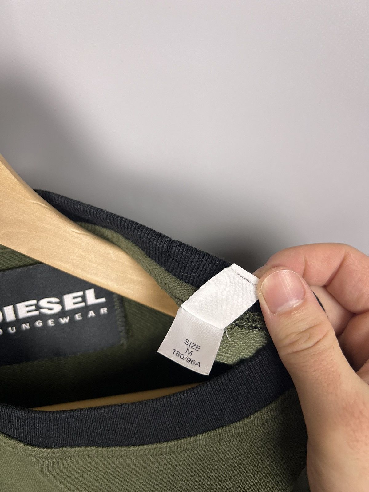 Diesel (M) DIESEL camo momogram sleeves sweatshirt Size US M / EU 48-50 / 2 - 10 Thumbnail