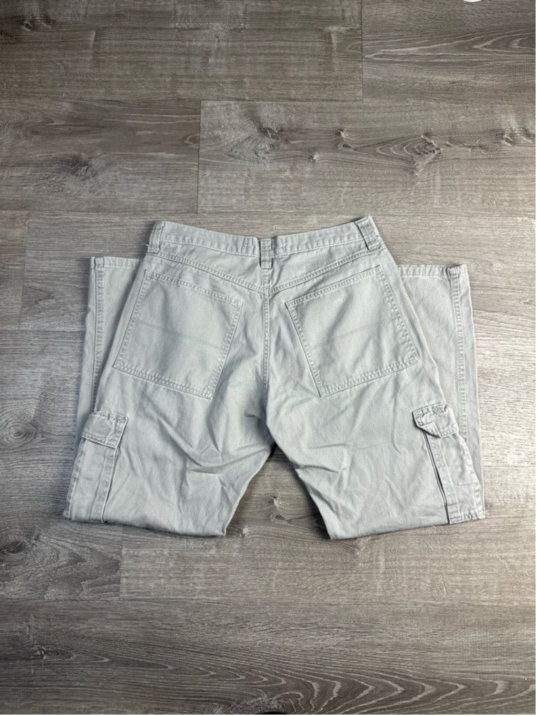 Wrangler Men's Wrangler Beige Cargo Pants Size 33x30 Size US 33 - 5 Thumbnail