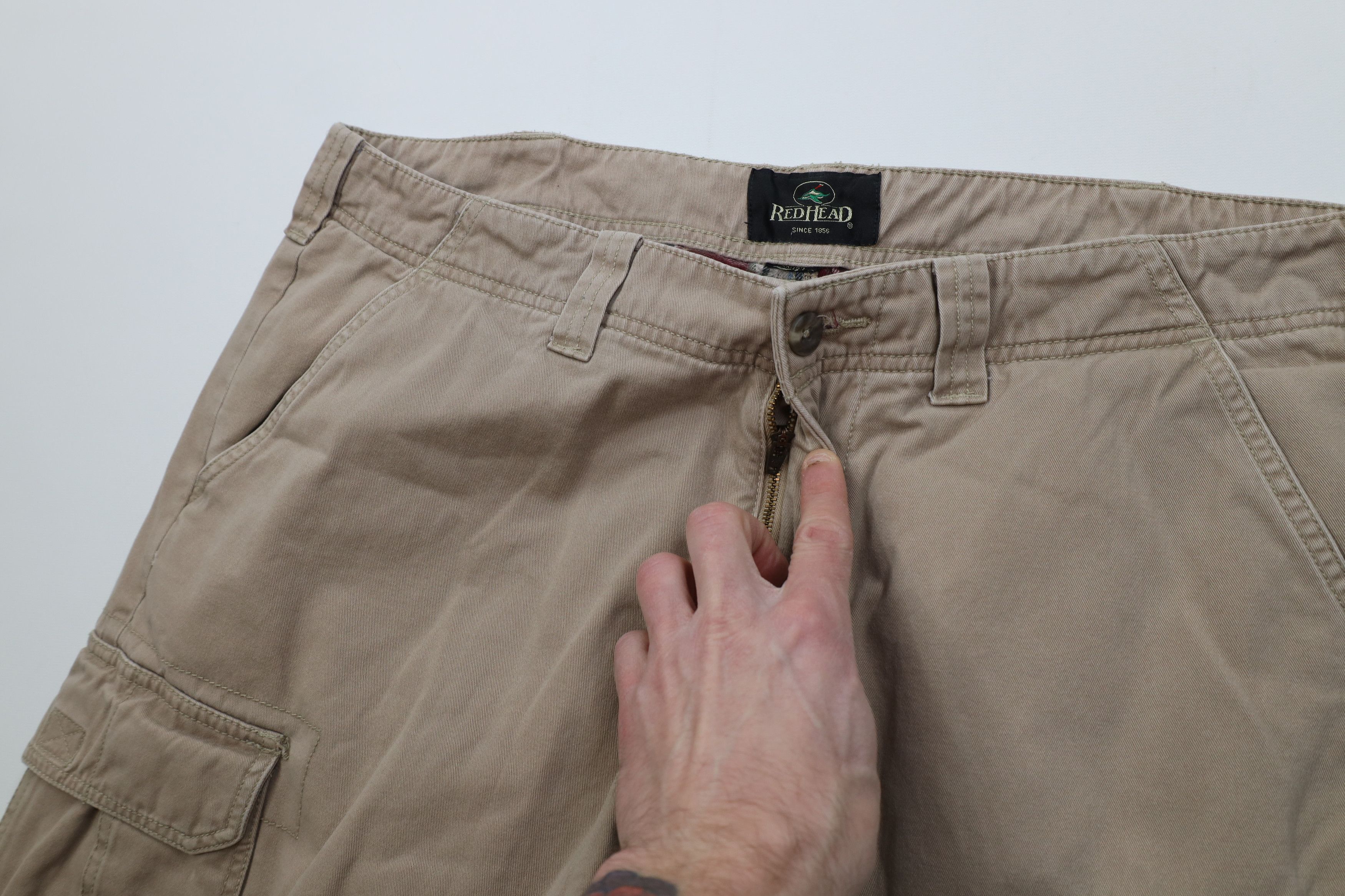 Vintage Vintage Streetwear Flannel Lined Wide Leg Cargo Pants Beige Size US 38 / EU 54 - 9 Thumbnail