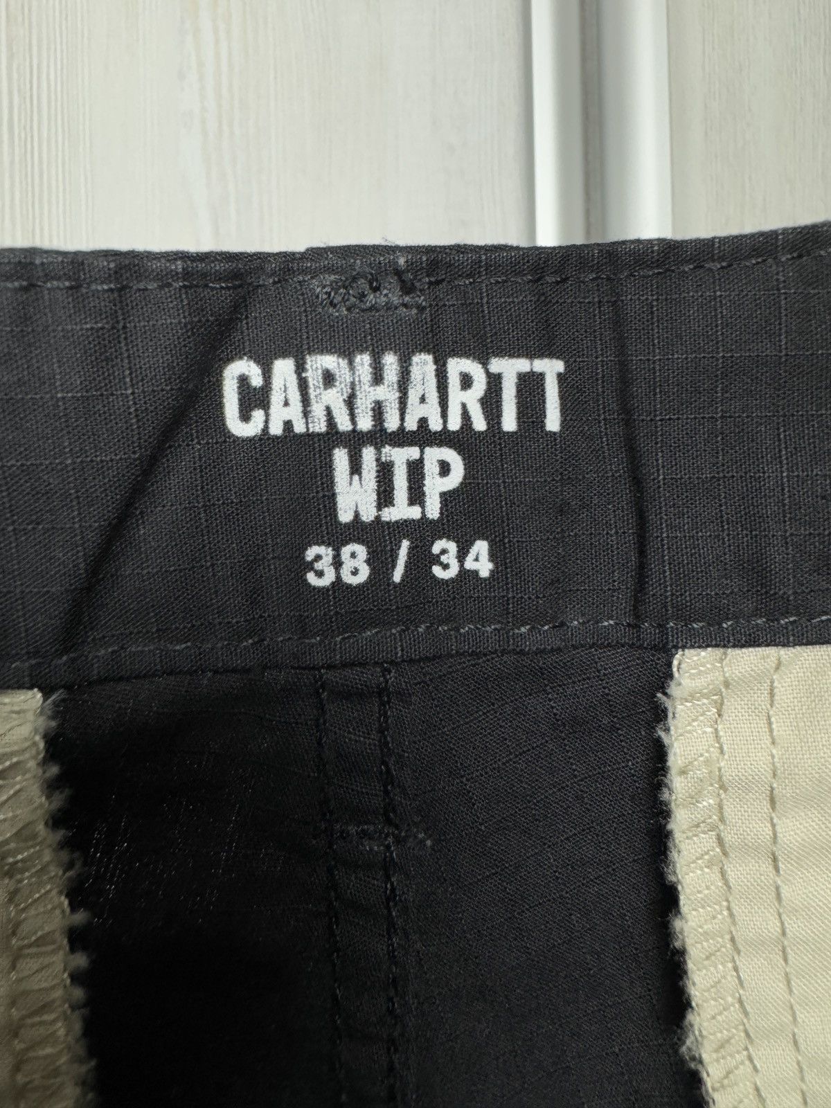 Carhartt Carhartt WIP Regular Cargo Pants Black distressed Size US 38 / EU 54 - 11 Thumbnail