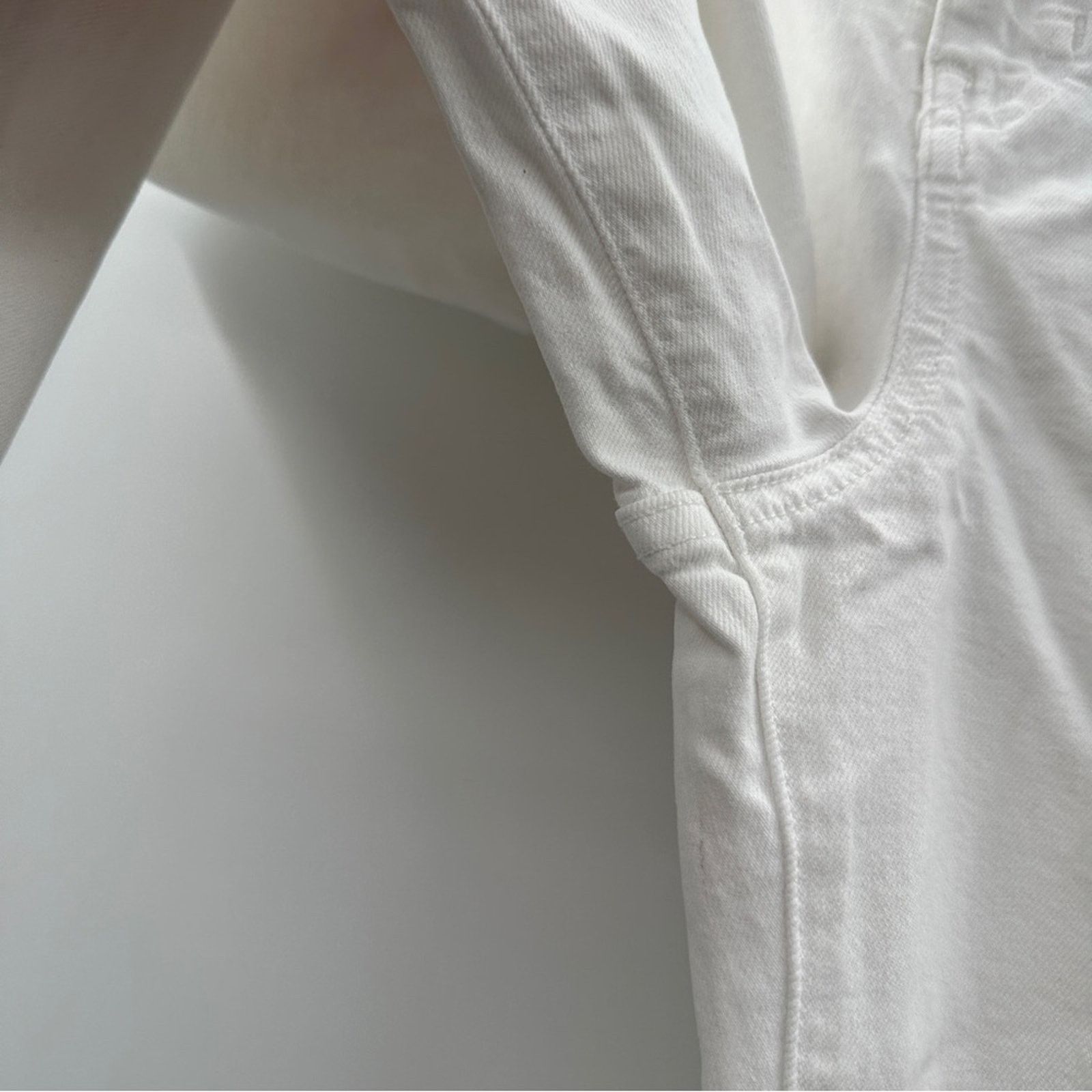 J.Crew J. Crew Slim Wide-Leg High Rise Raw Hem Jeans in White Wash Size 32" / US 10 / IT 46 - 7 Thumbnail