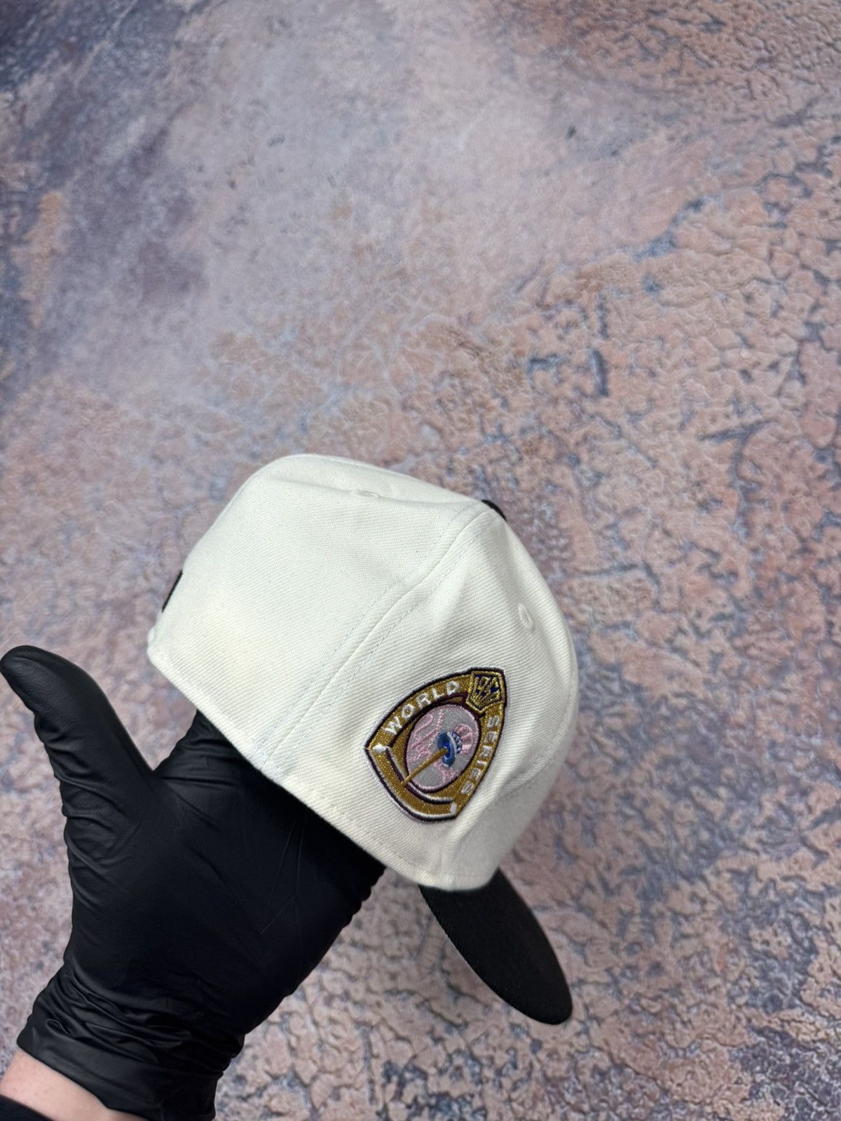 New Era New York Yankees World Series Fitted 59Fifty HatClub 6 7/8 Size ONE SIZE - 4 Thumbnail