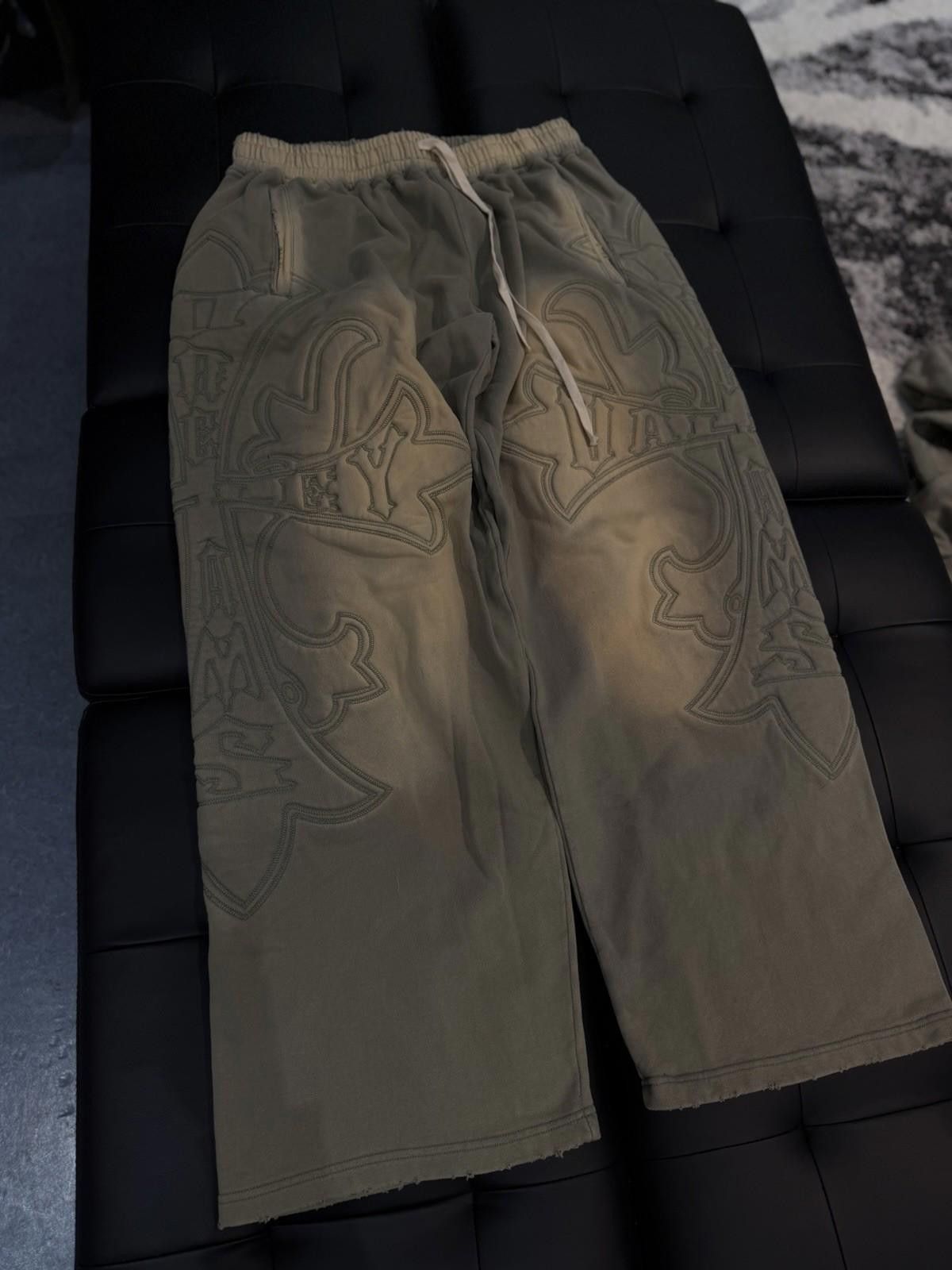 Vale Valley Cross Carved Drawstring Sweatpants Large NEW Vale Size US 34 / EU 50 - 3 Thumbnail