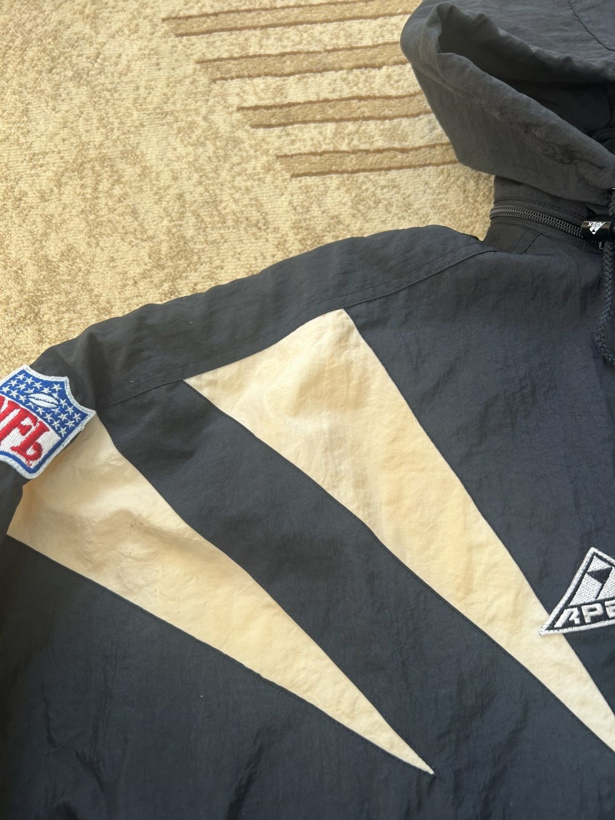 Apex One Vintage 90s Apex One Oakland Raiders Shark Tooth Jacket Size US XL / EU 56 / 4 - 10 Thumbnail