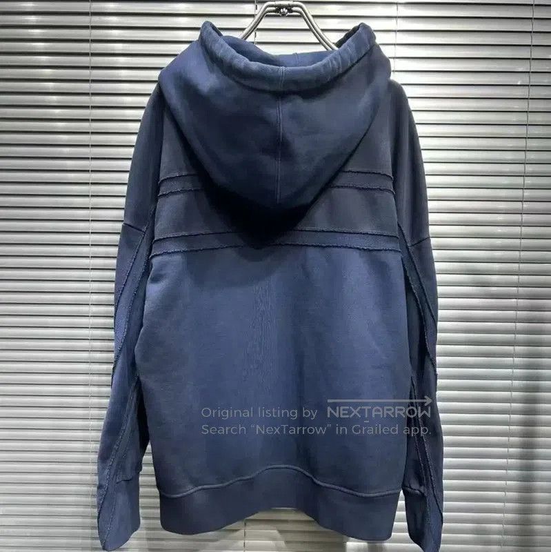Fendi Fendi Cotton Hooded Sweatshirt in Dark Blue . Size US XXS / EU 40 - 2 Thumbnail